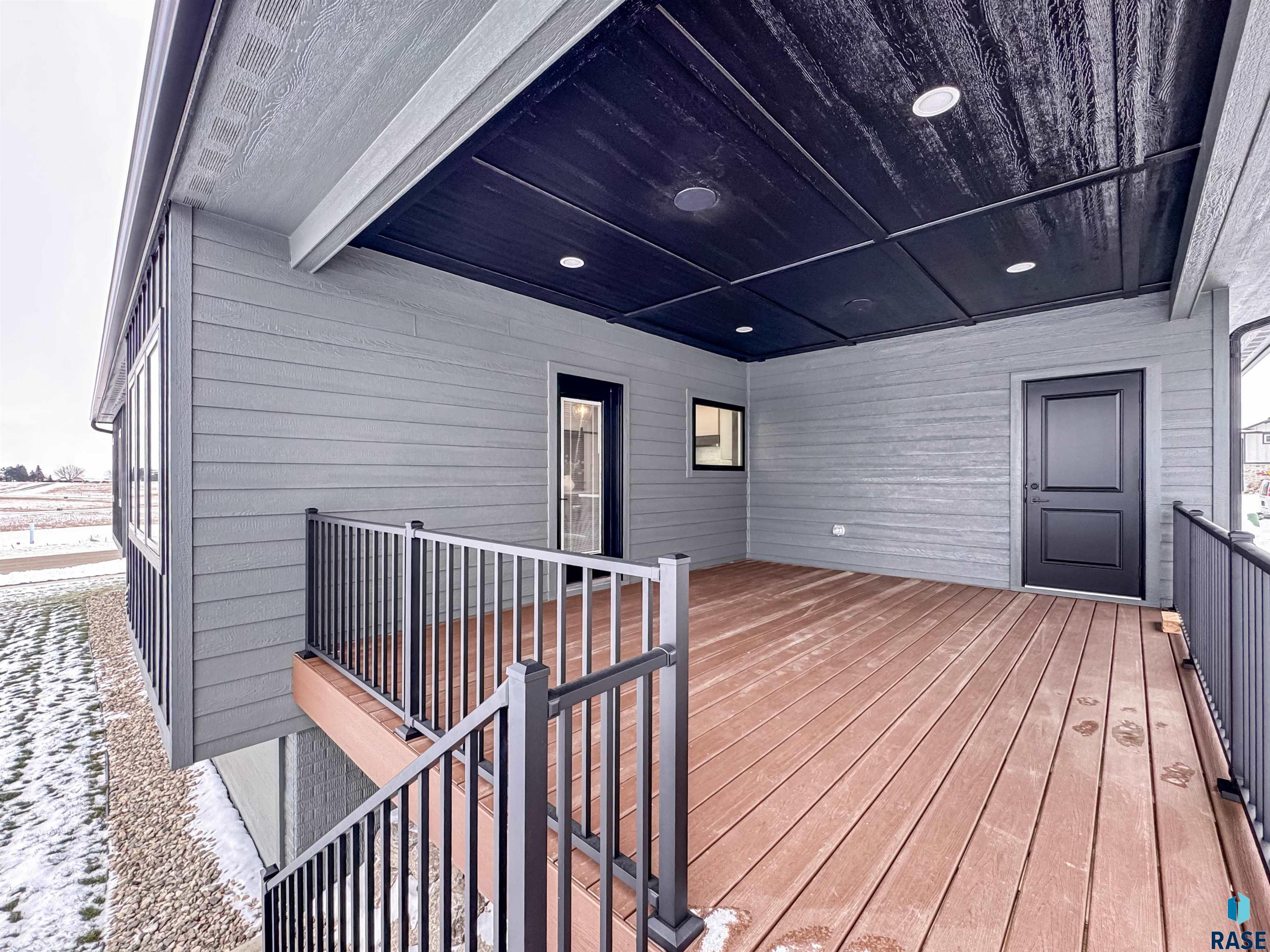 8320 E Sheridan Cir Circle