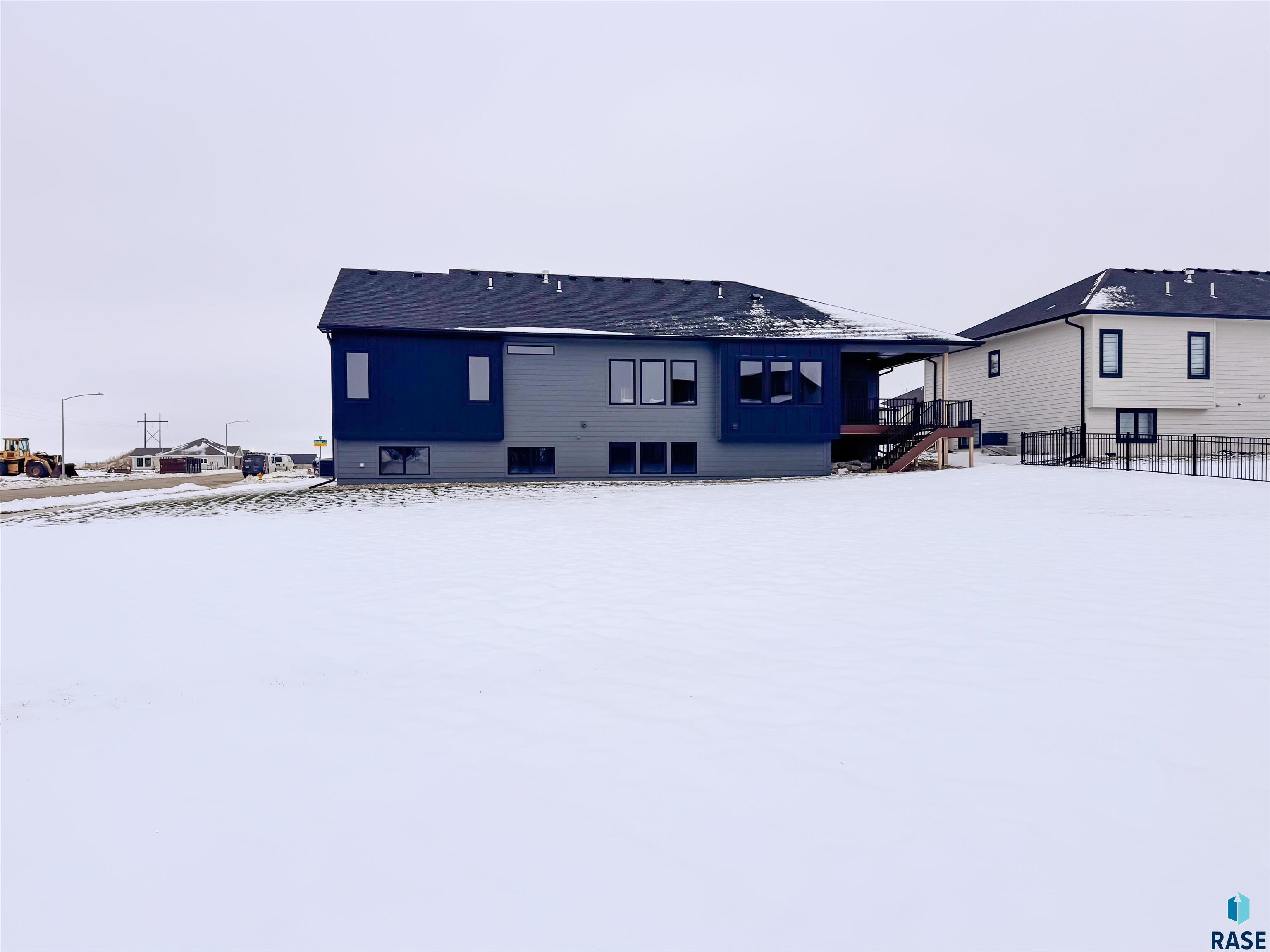 8320 E Sheridan Cir Circle