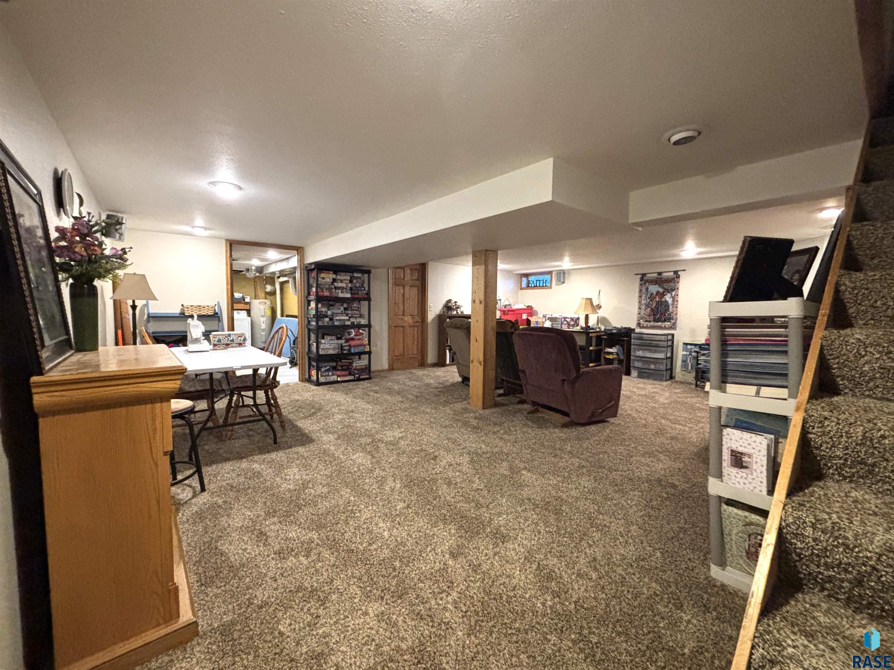 335 E 9th St Street