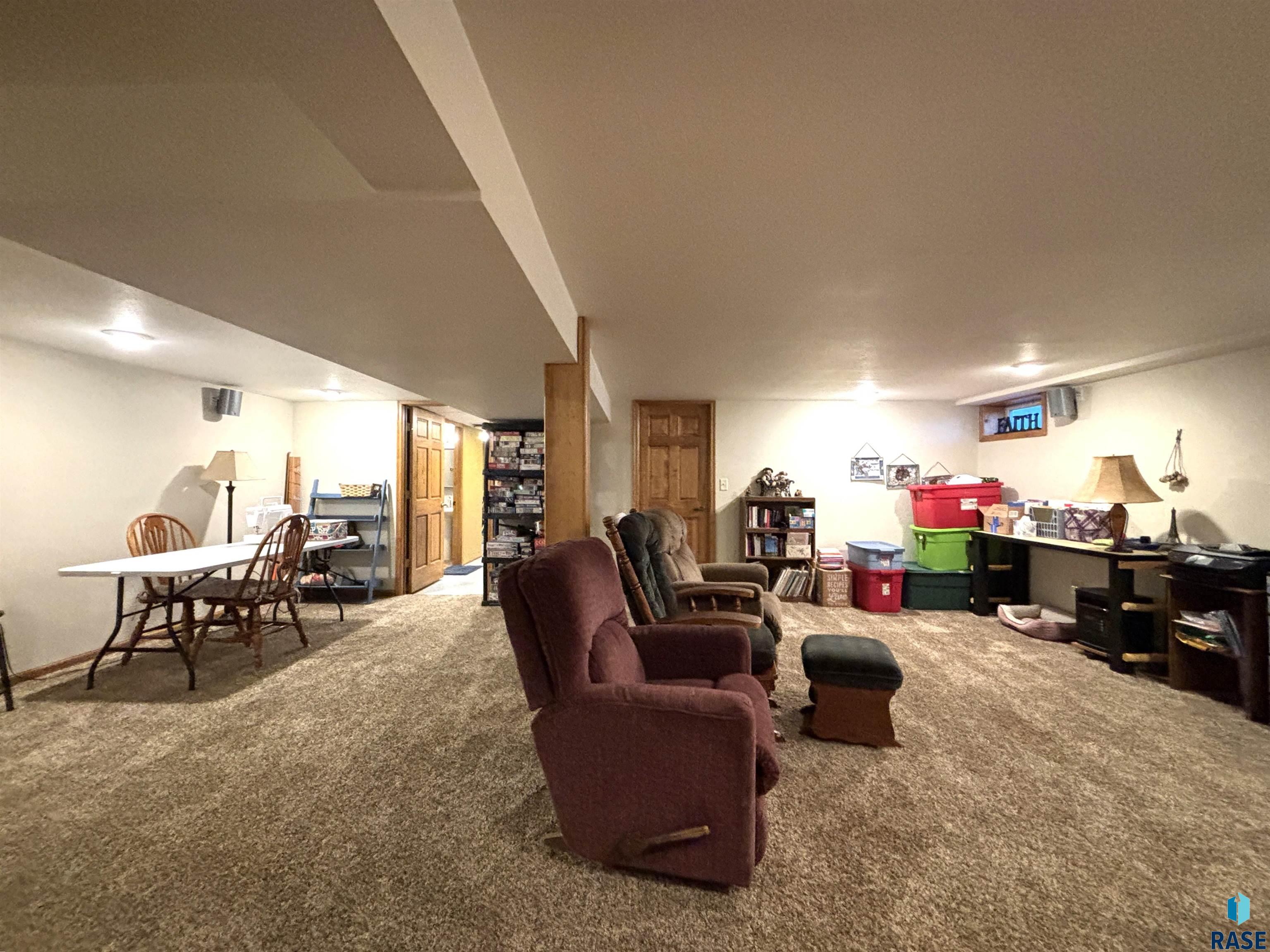 335 E 9th St Street