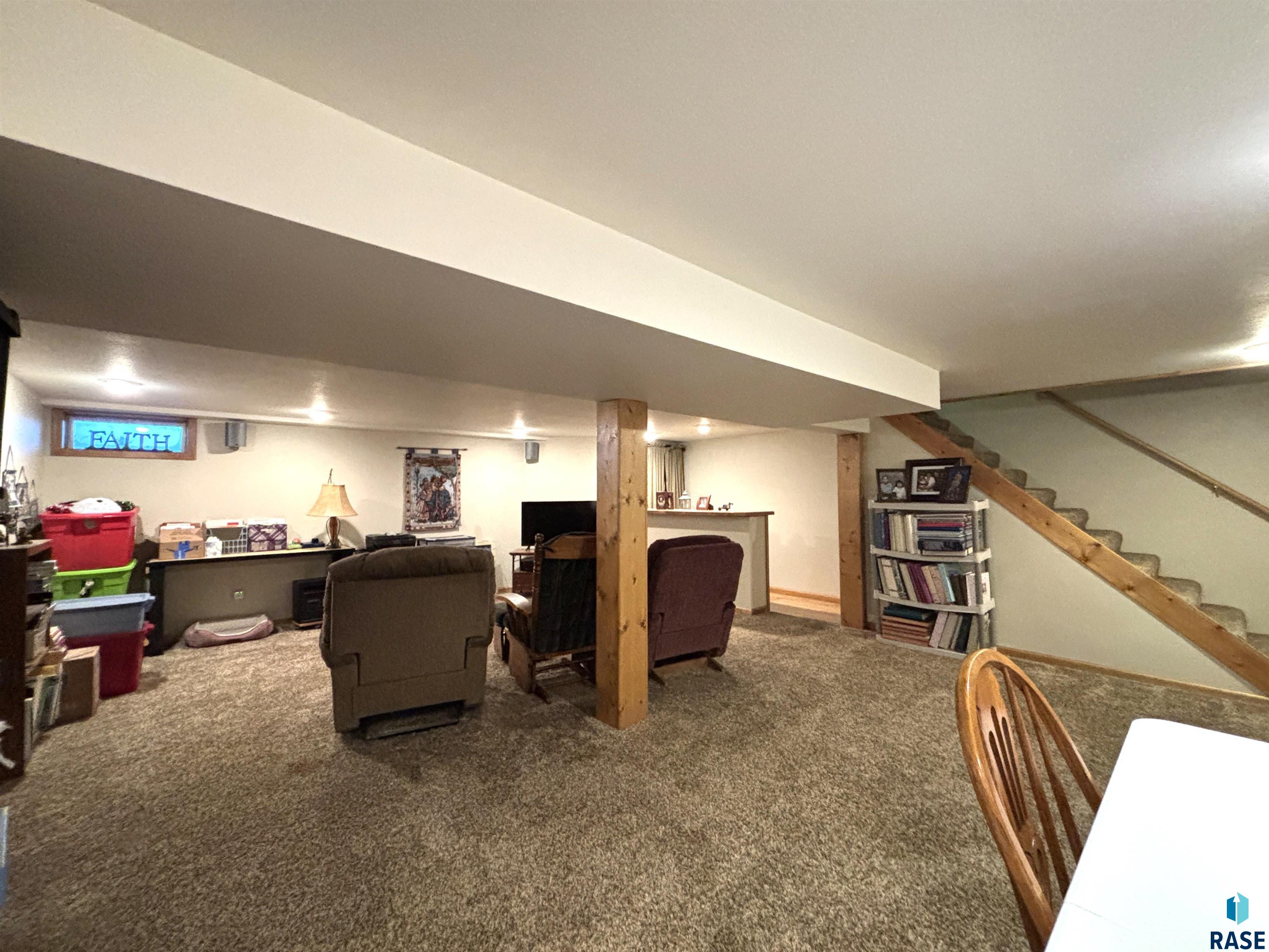 335 E 9th St Street