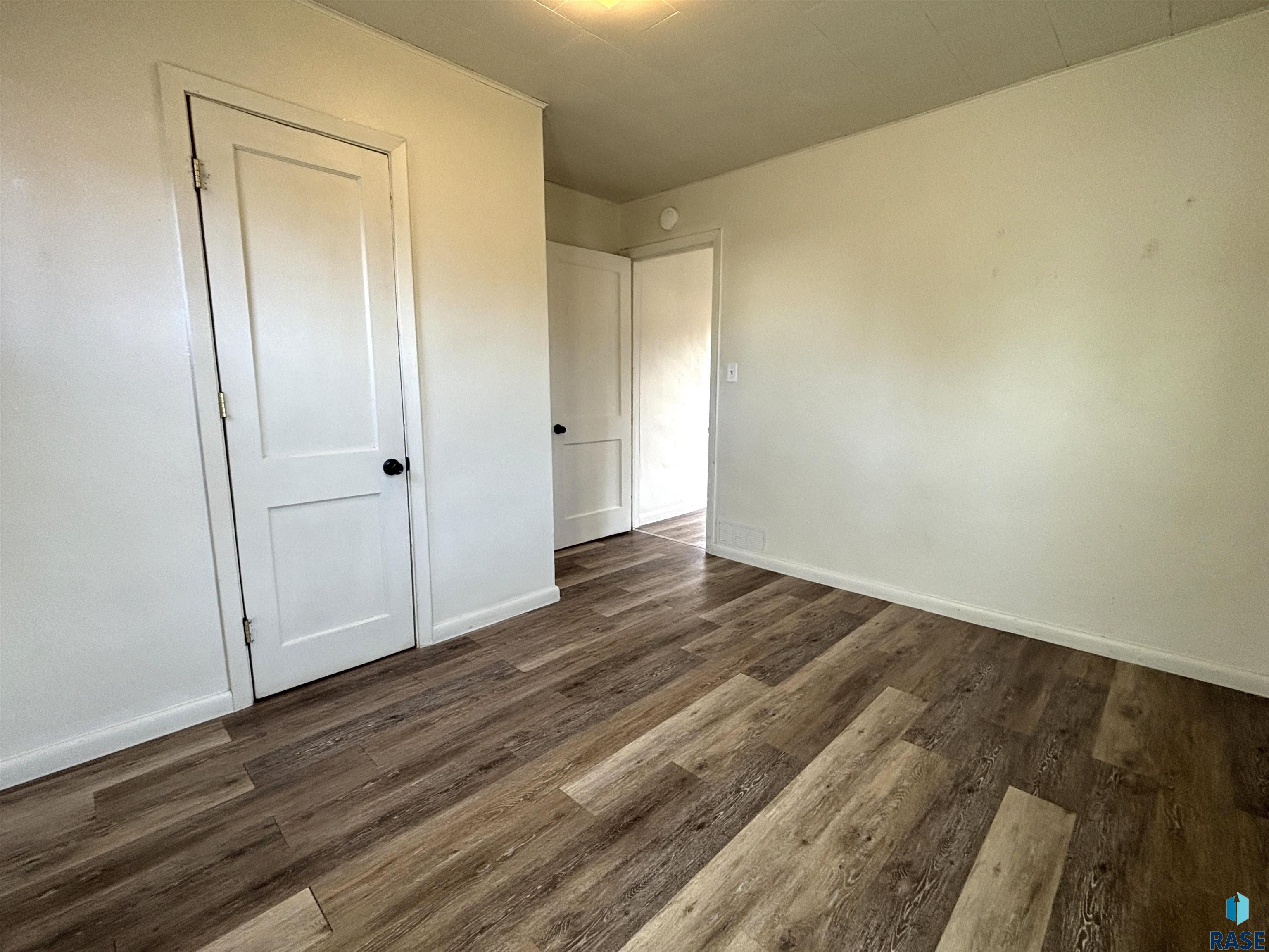 724 W 1st Ave Avenue