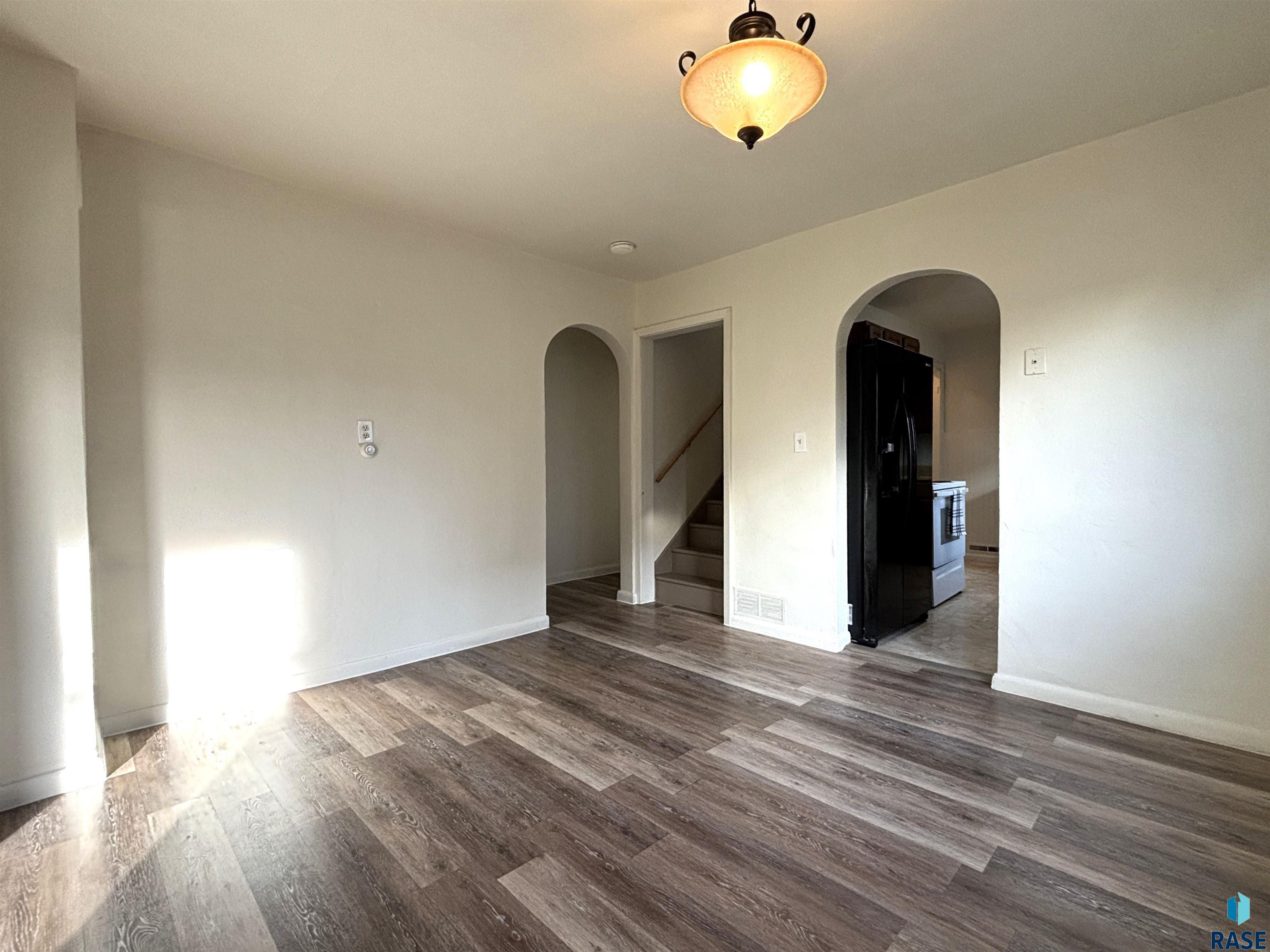 724 W 1st Ave Avenue