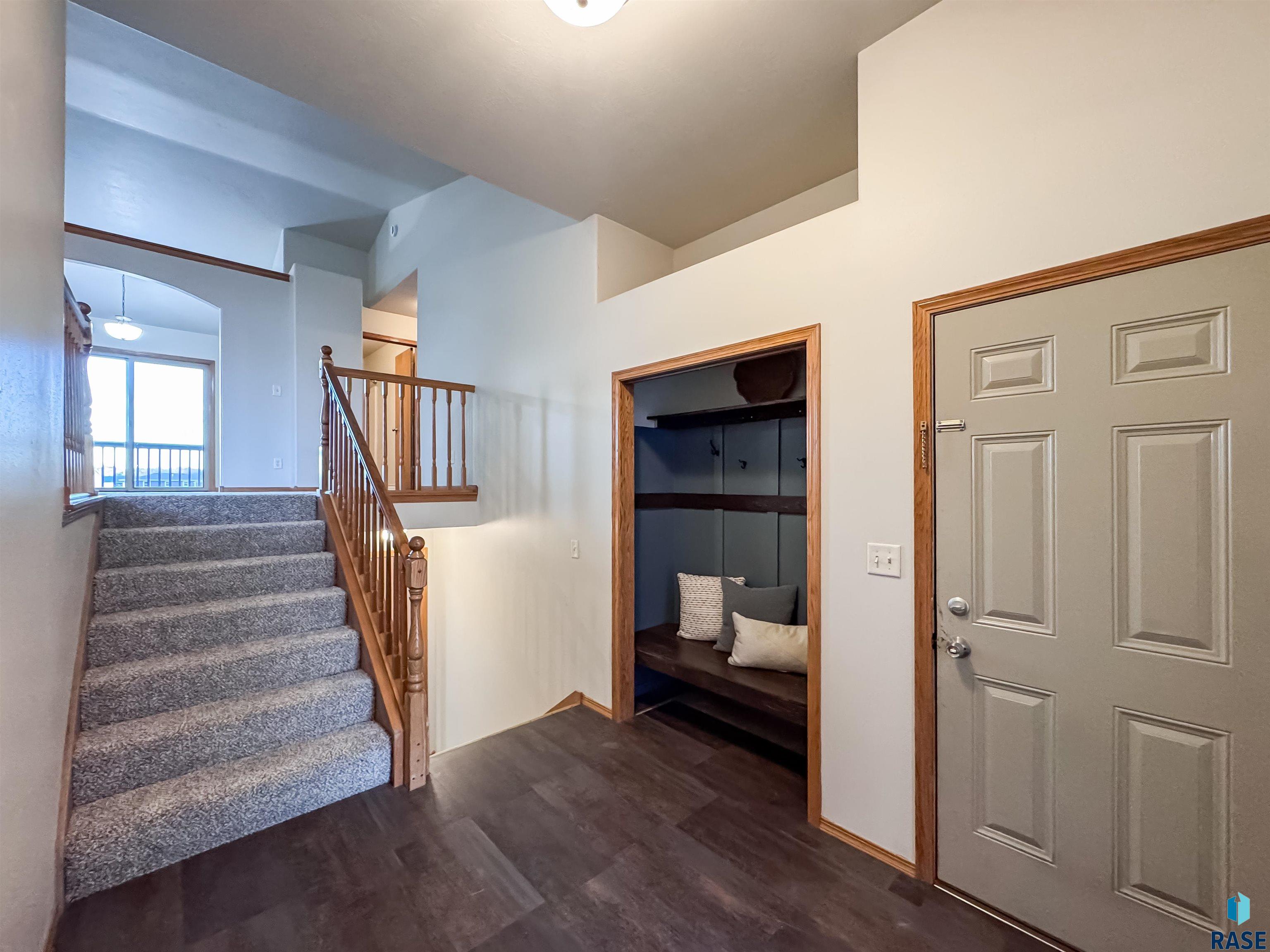 2713 N Vincent Ave Avenue