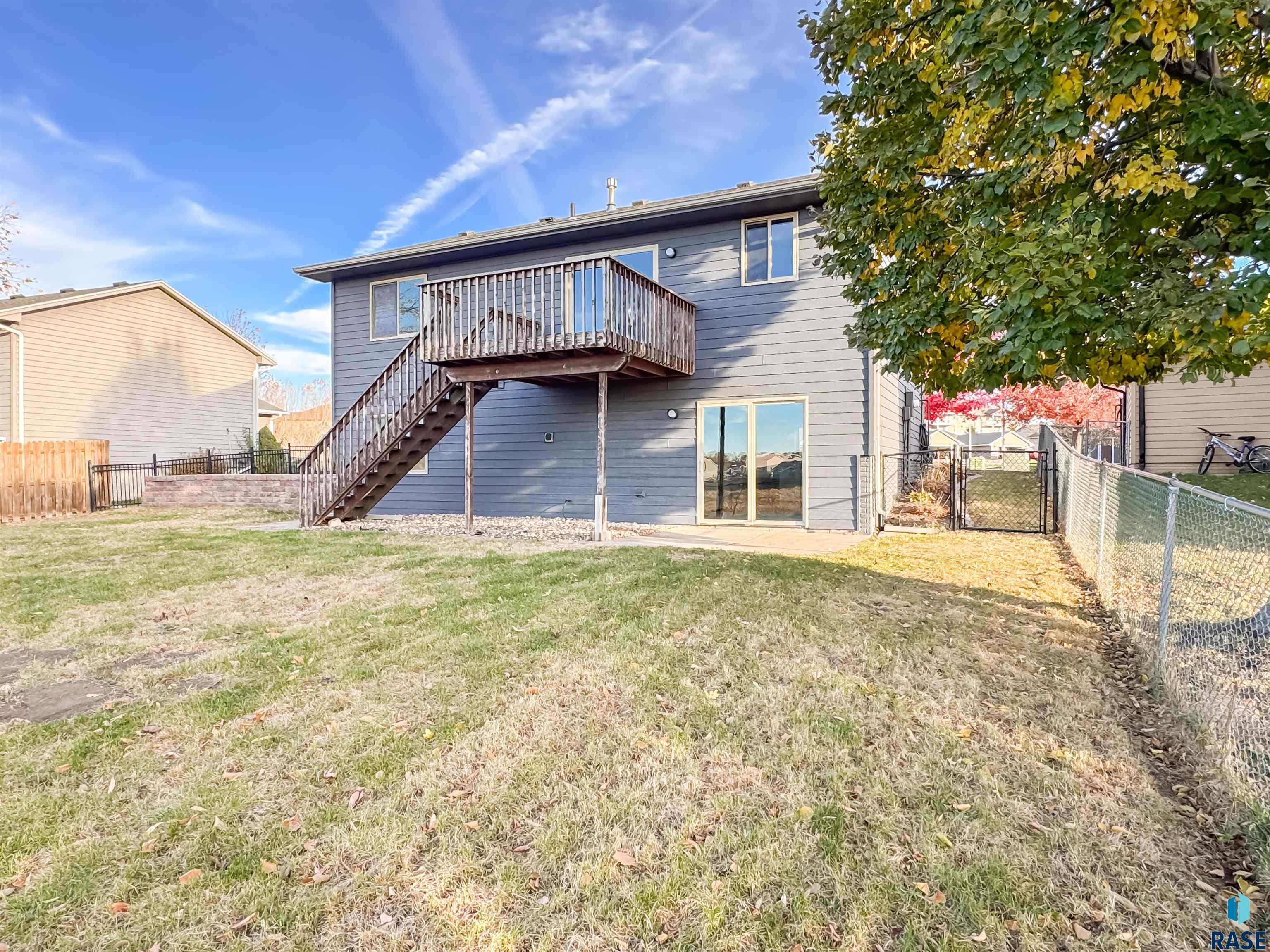 2713 N Vincent Ave Avenue