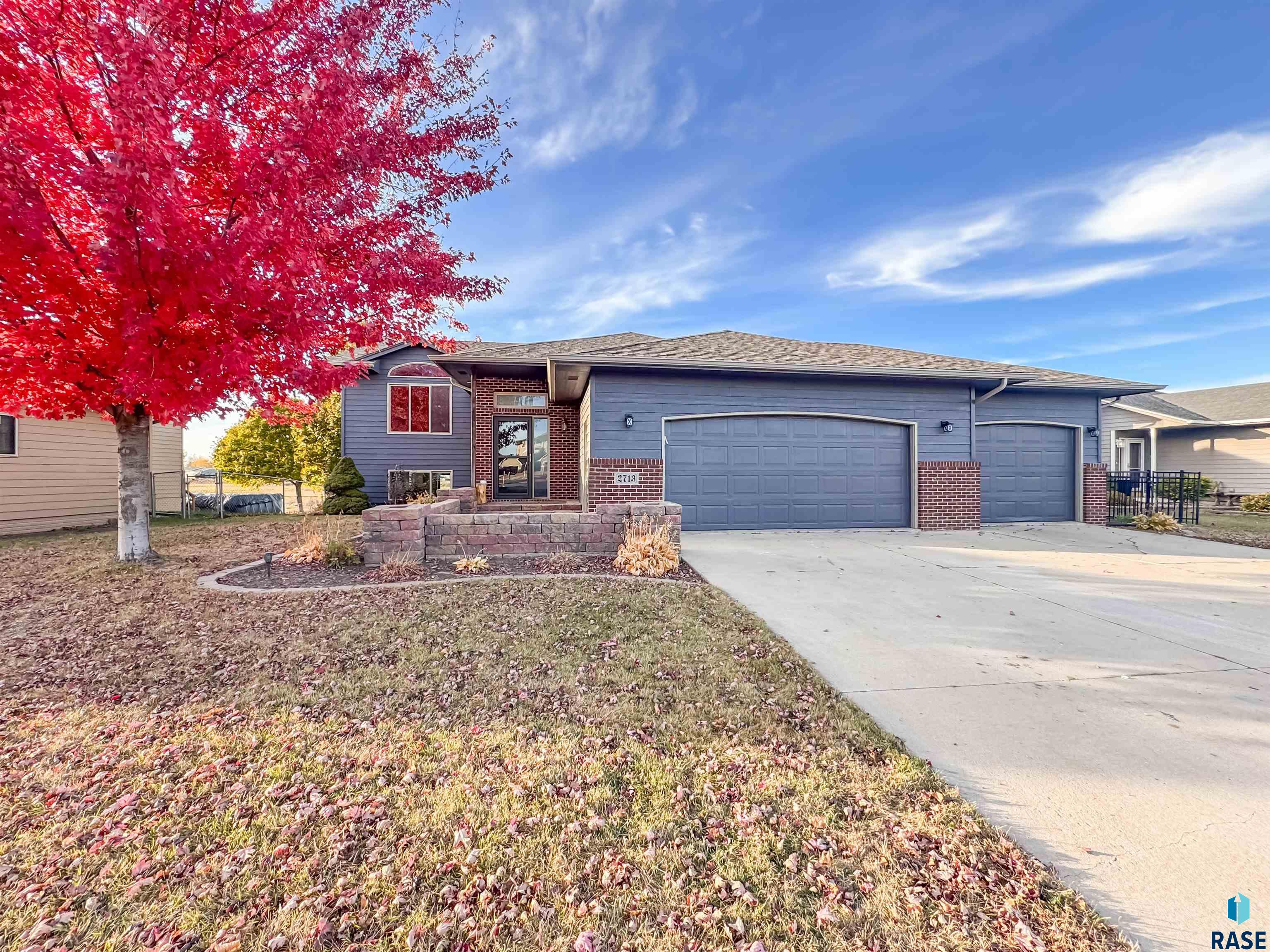 2713 N Vincent Ave Avenue