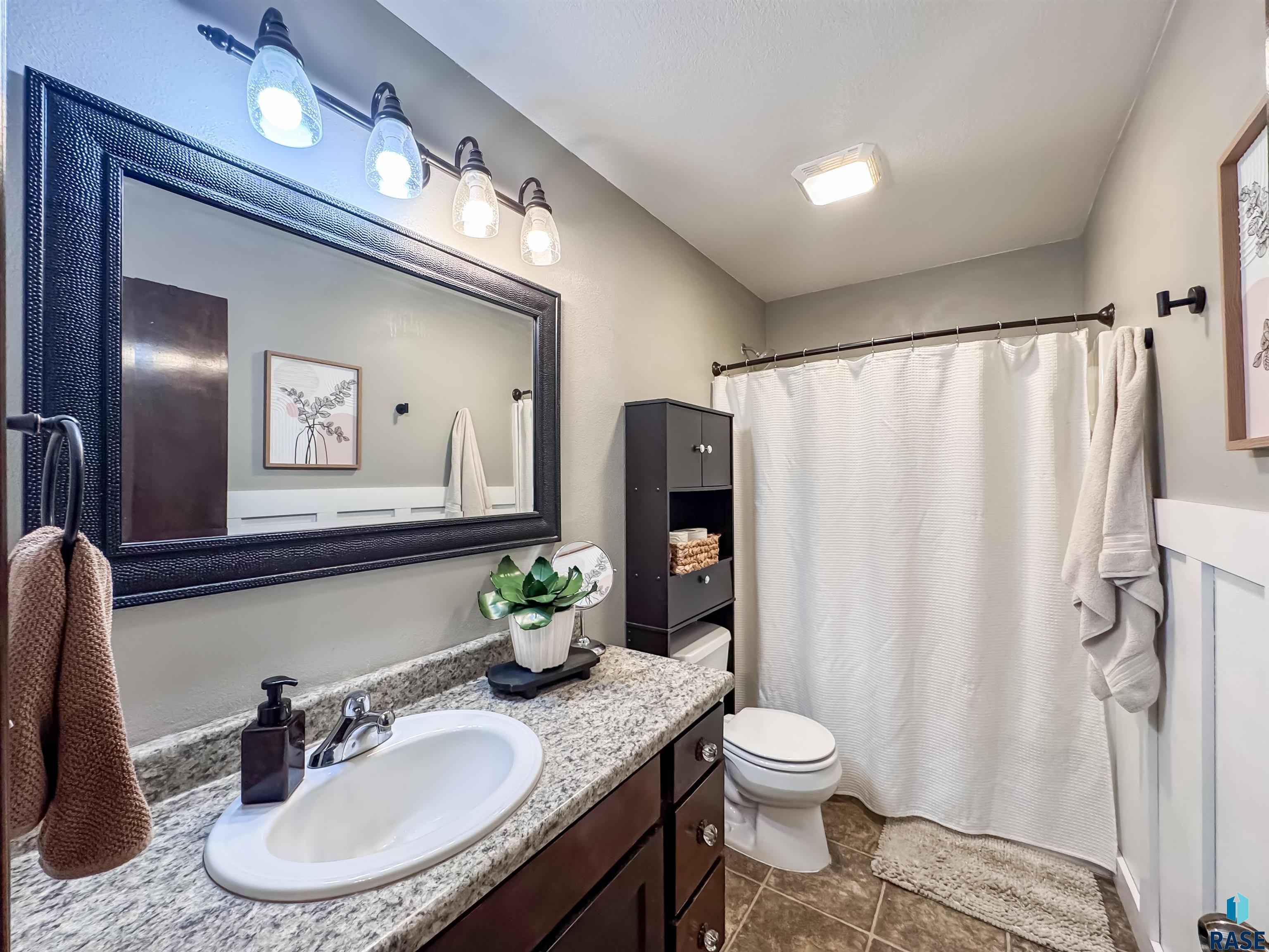 4008 W 92nd St Street