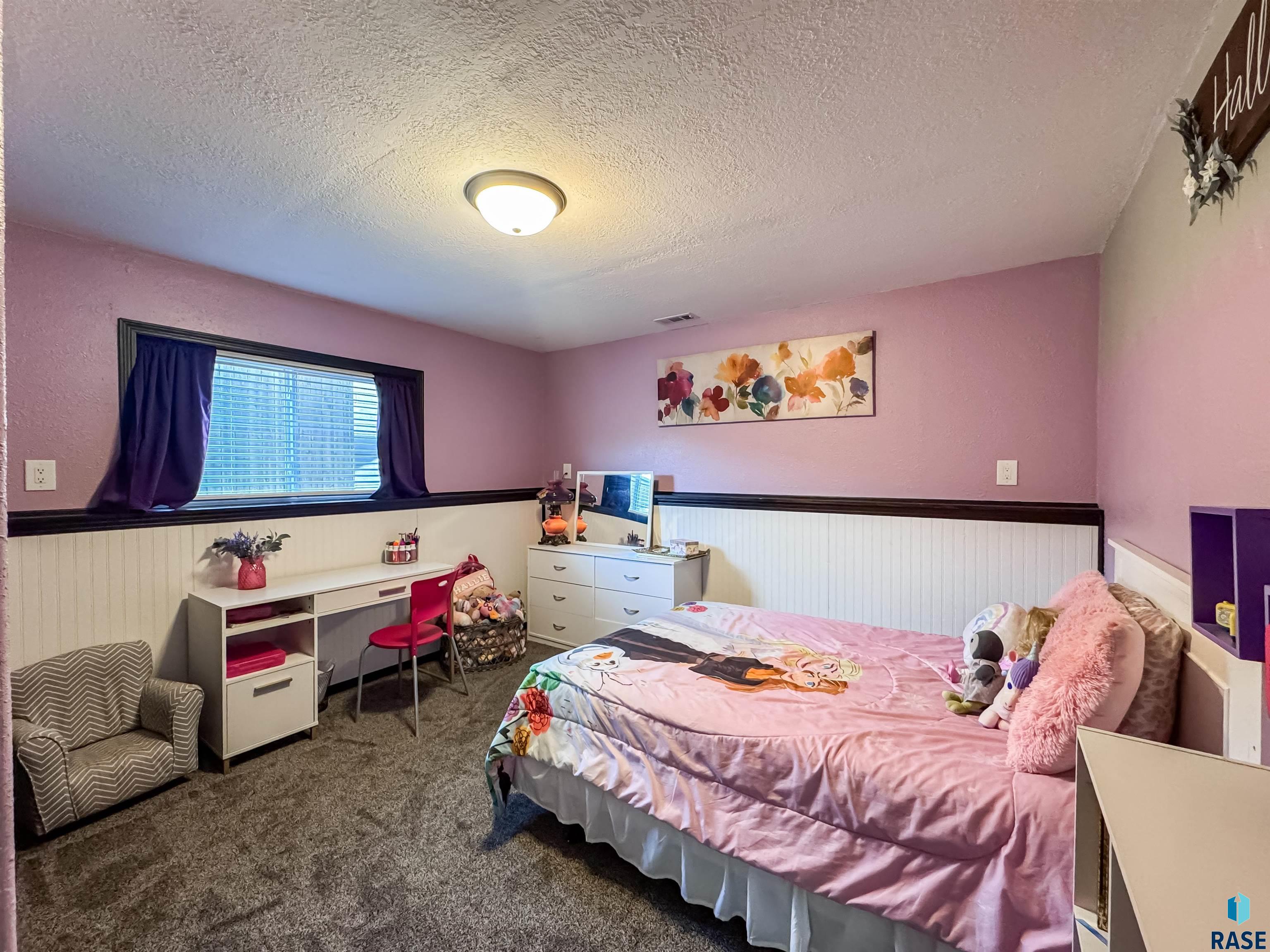 4008 W 92nd St Street
