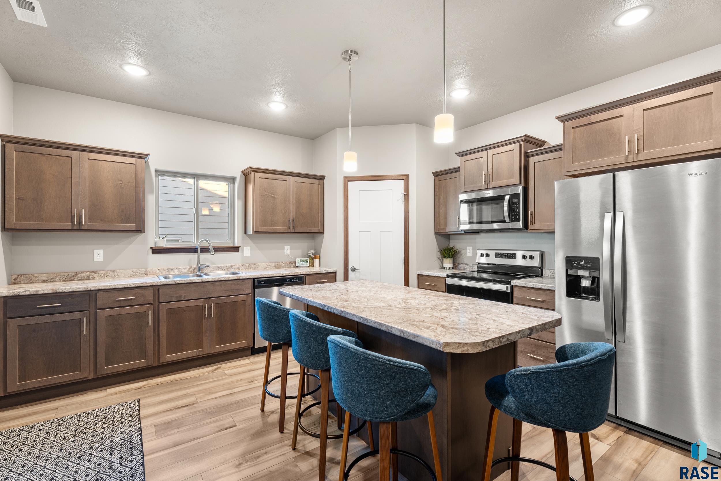107 Countryside Ave, Lennox