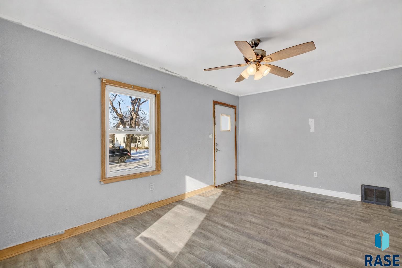 536 Glendale Ave, Sioux Falls