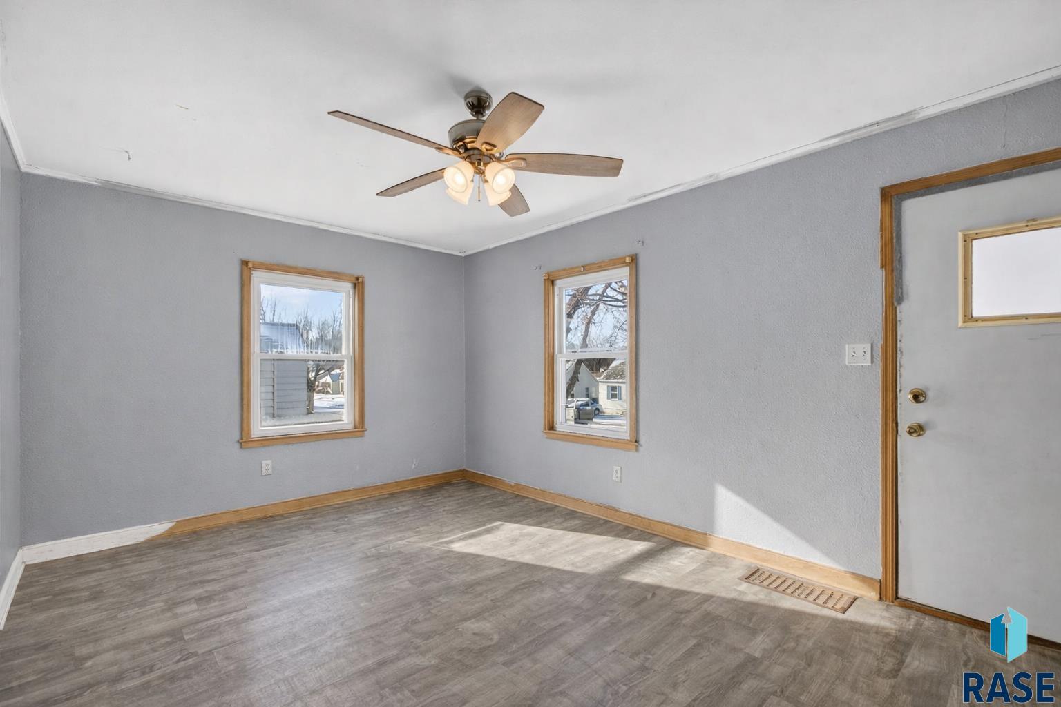 536 Glendale Ave, Sioux Falls