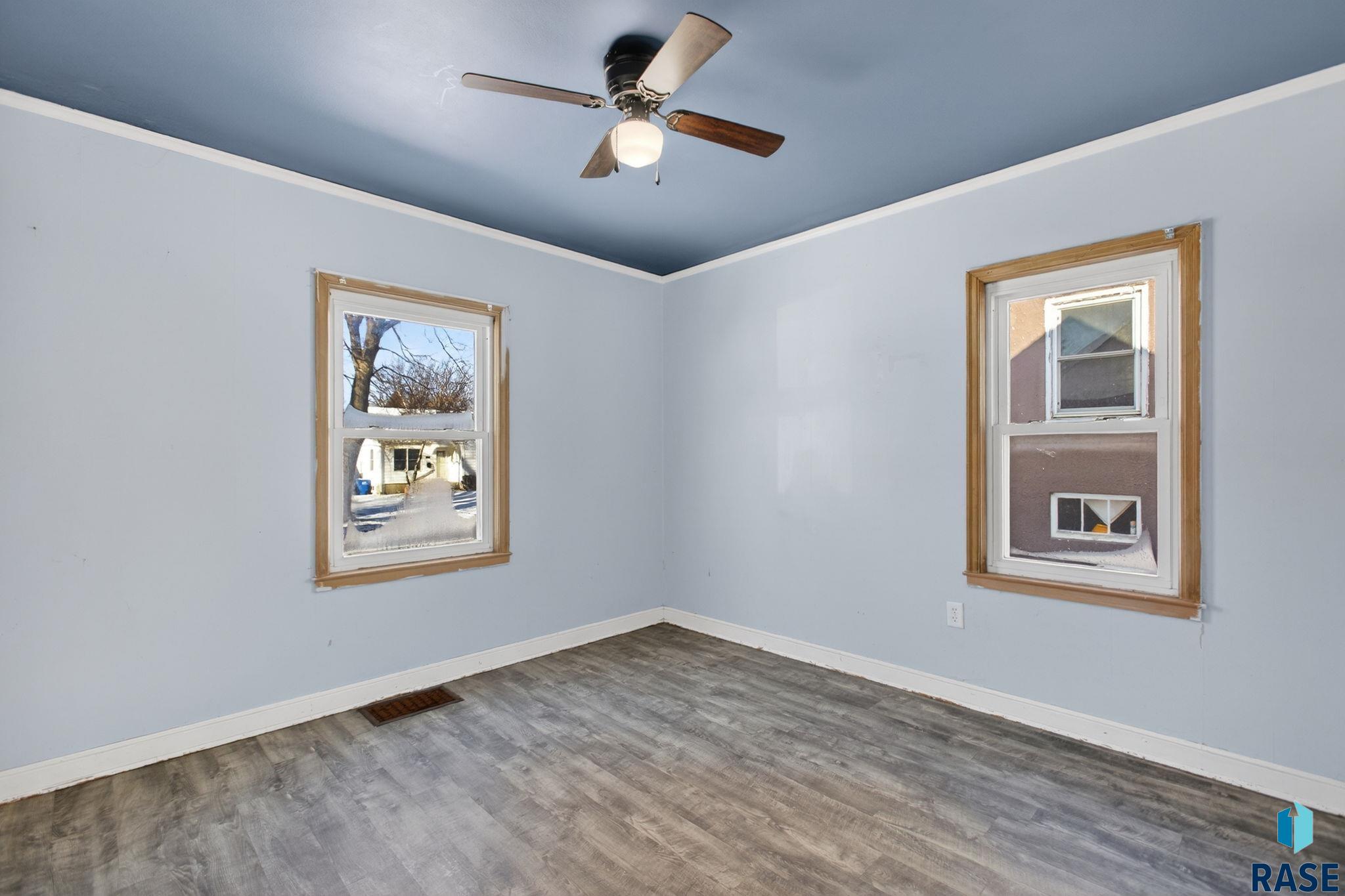 536 Glendale Ave, Sioux Falls