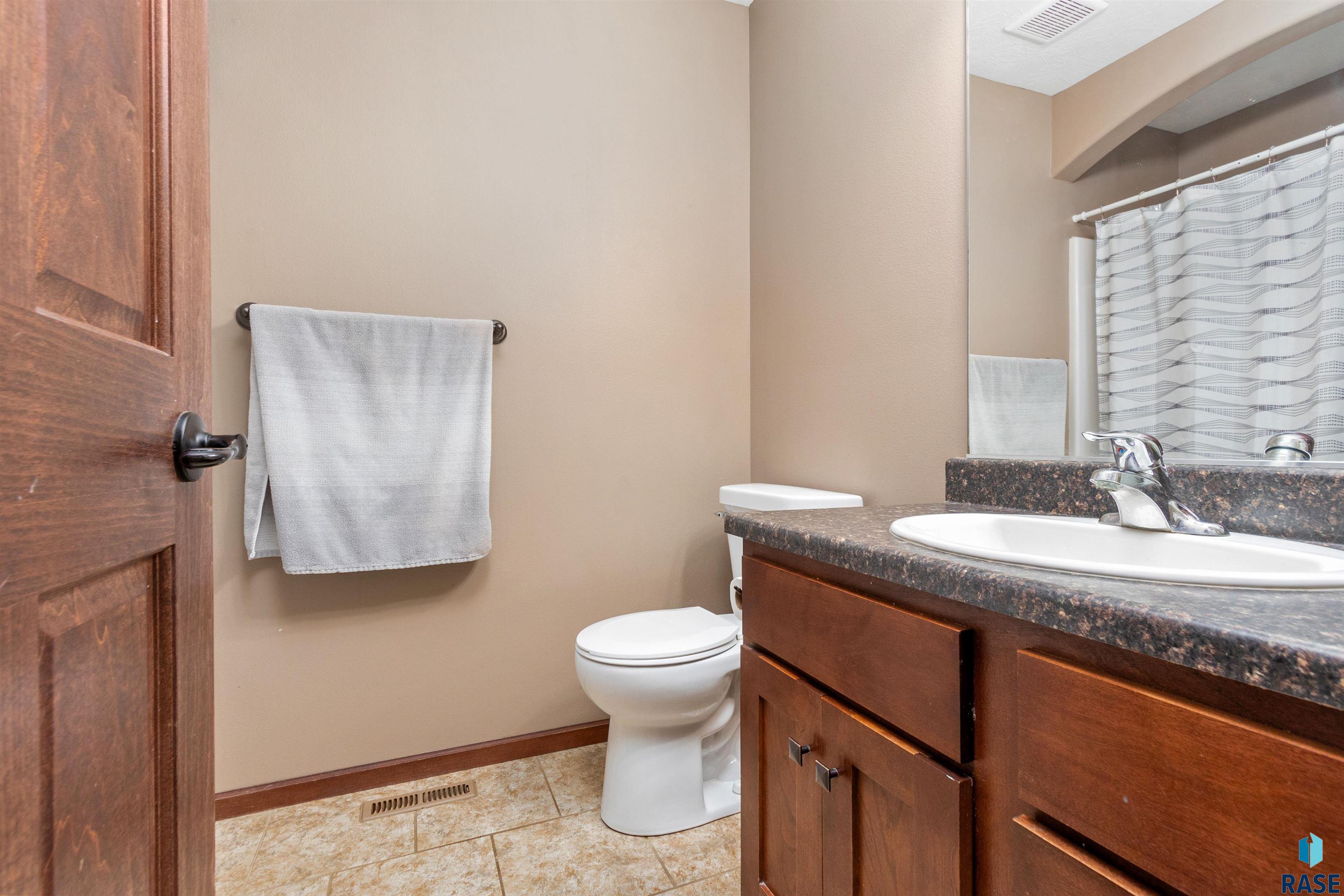 1100 S Maria Ave Avenue