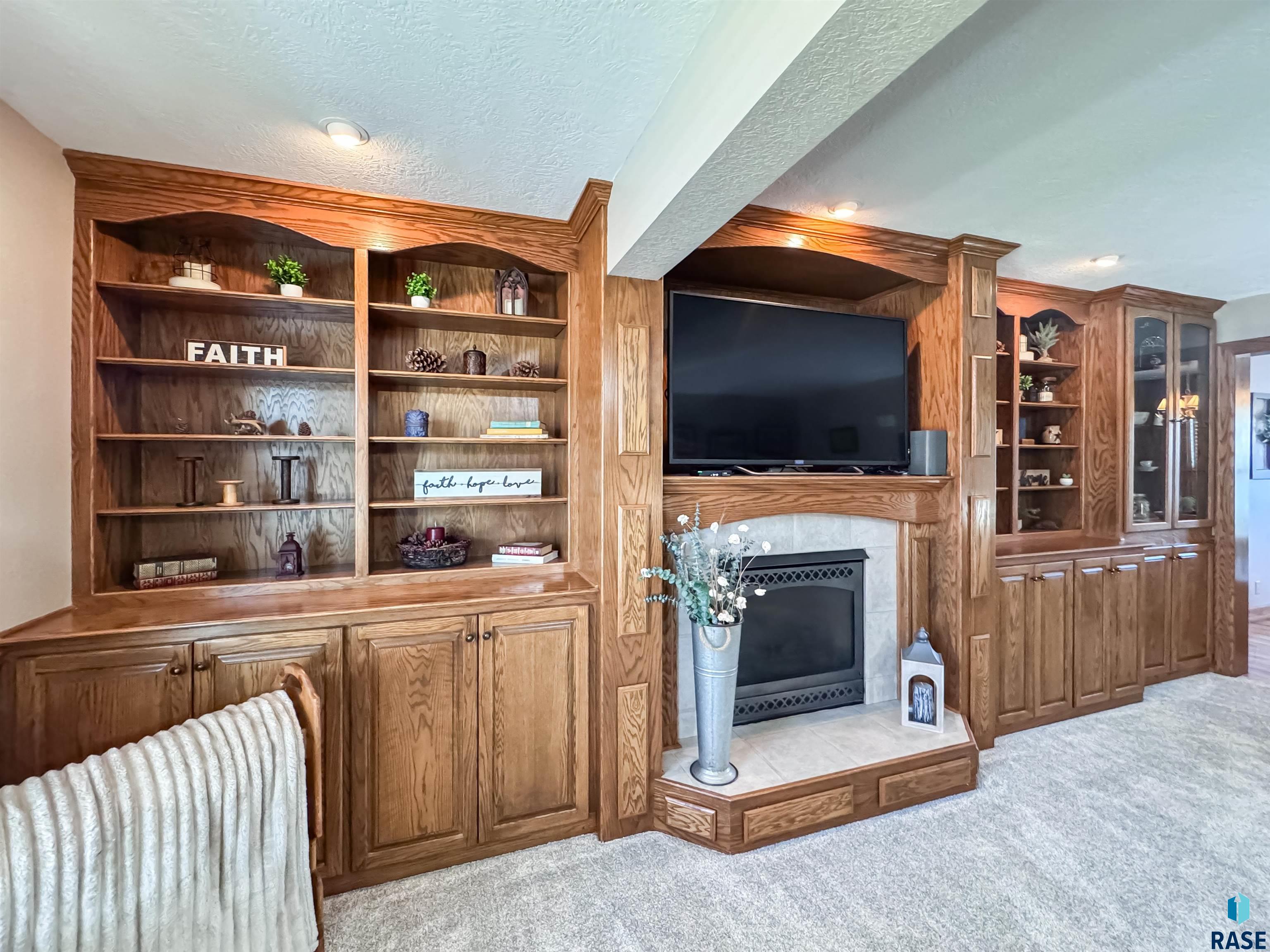 900 S Parkview Blvd Boulevard