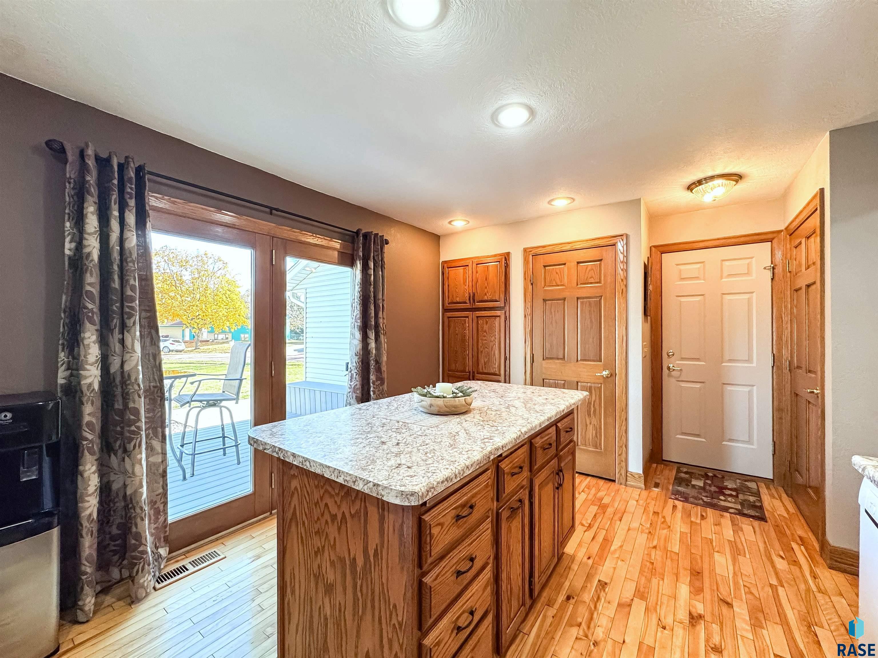 900 S Parkview Blvd Boulevard