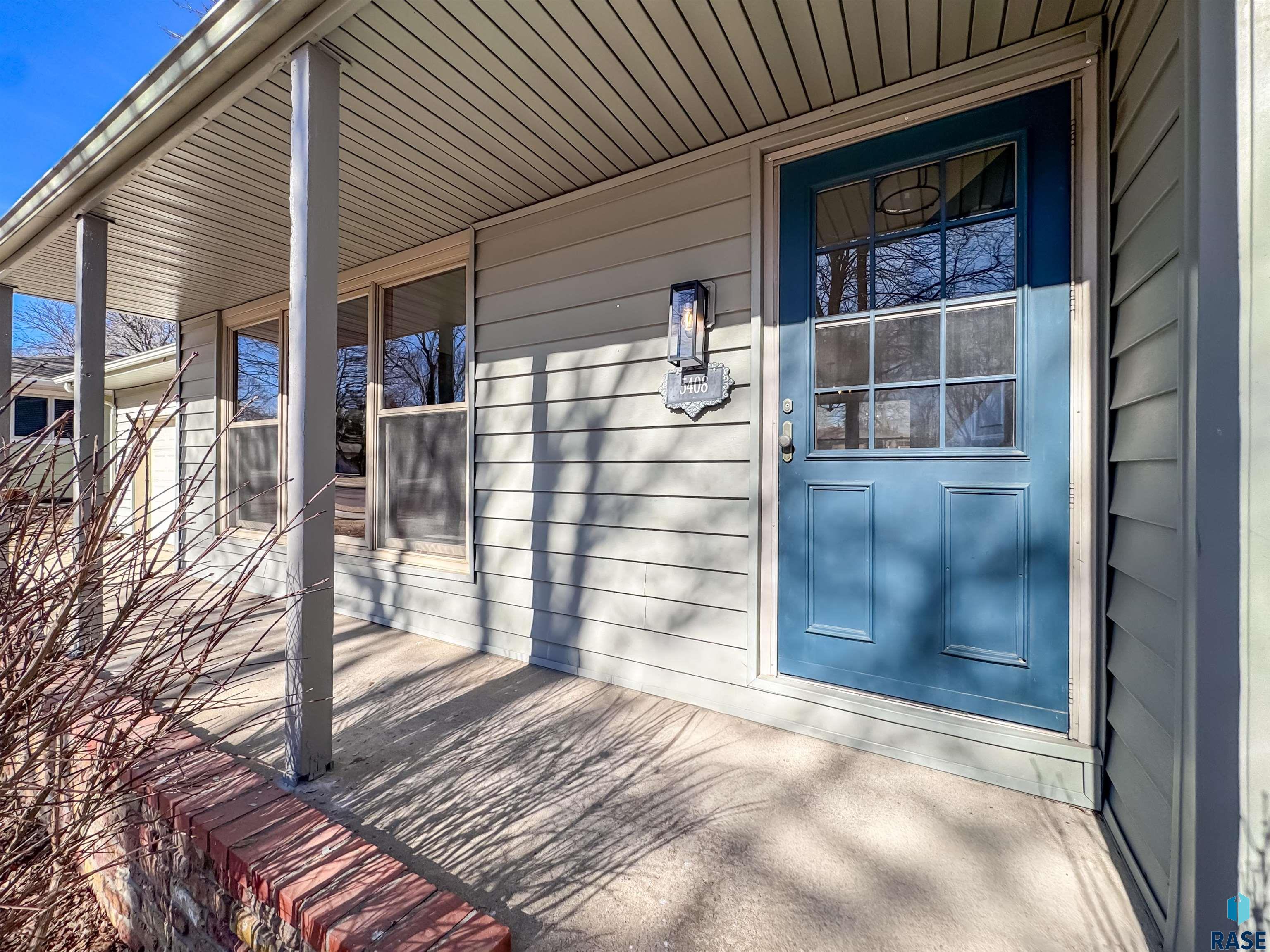 5408 W 52nd St Street