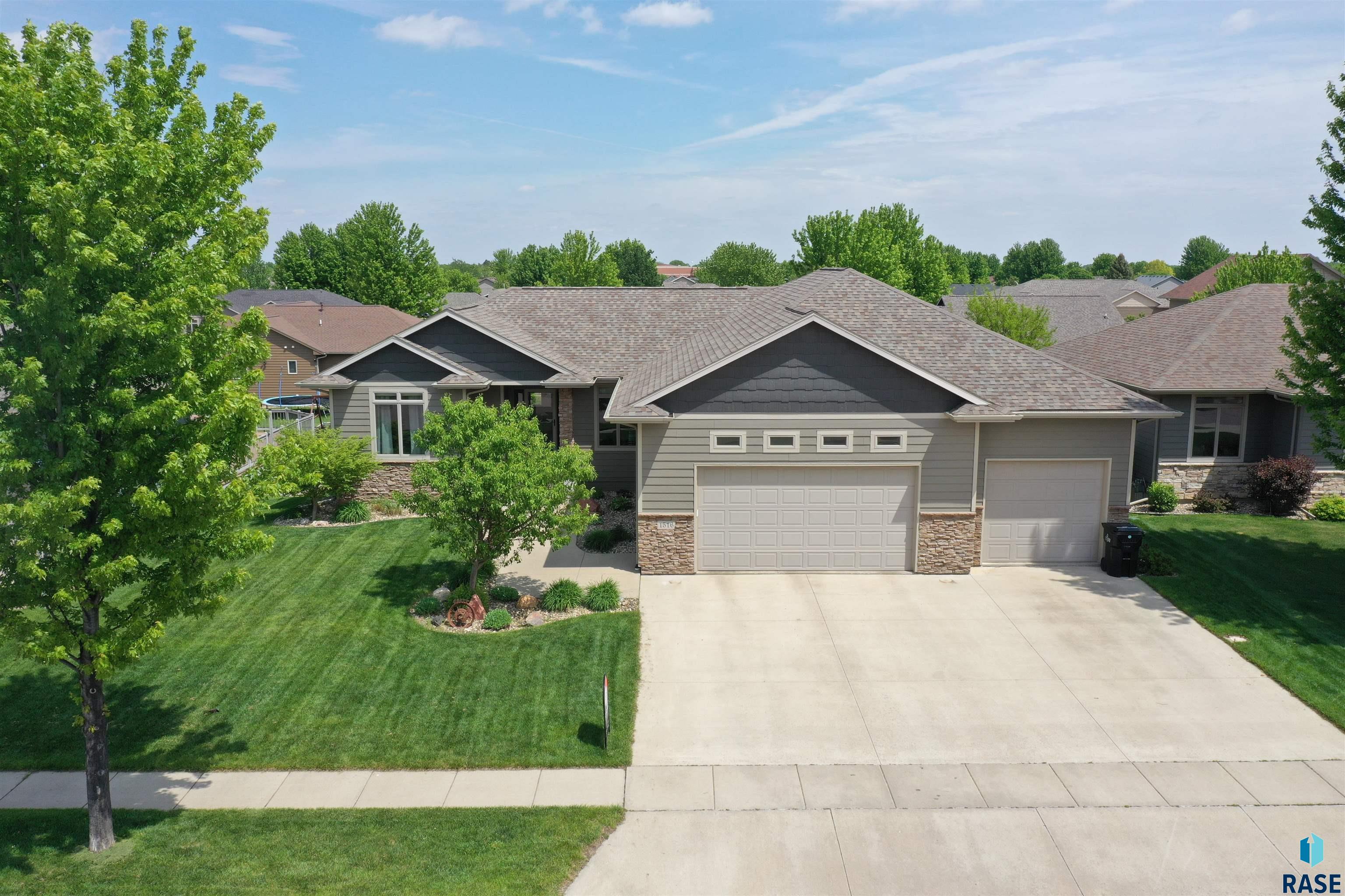1516 S Kinderhook Ave, Sioux Falls