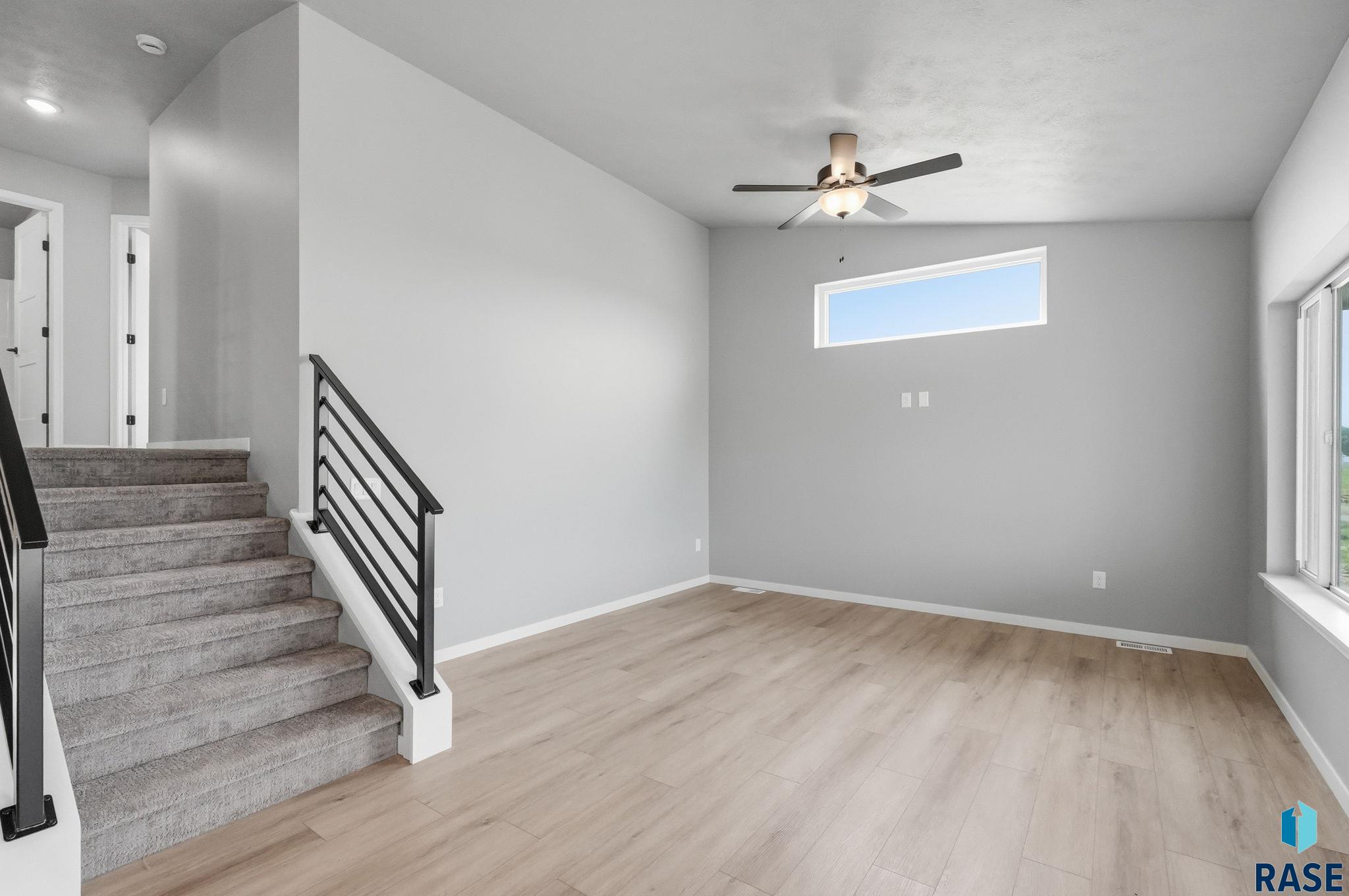 608 Yankee Ave, Sioux Falls