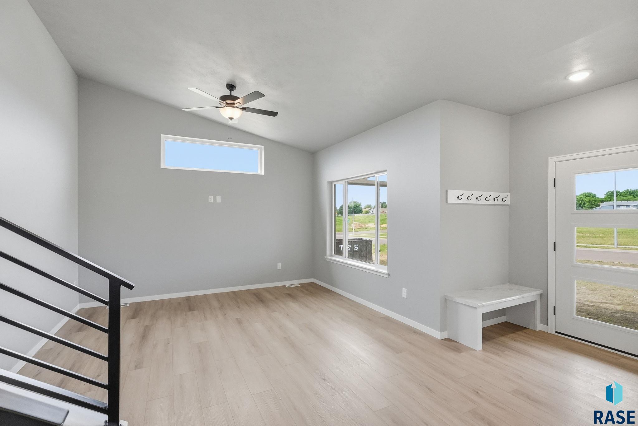 608 Yankee Ave, Sioux Falls