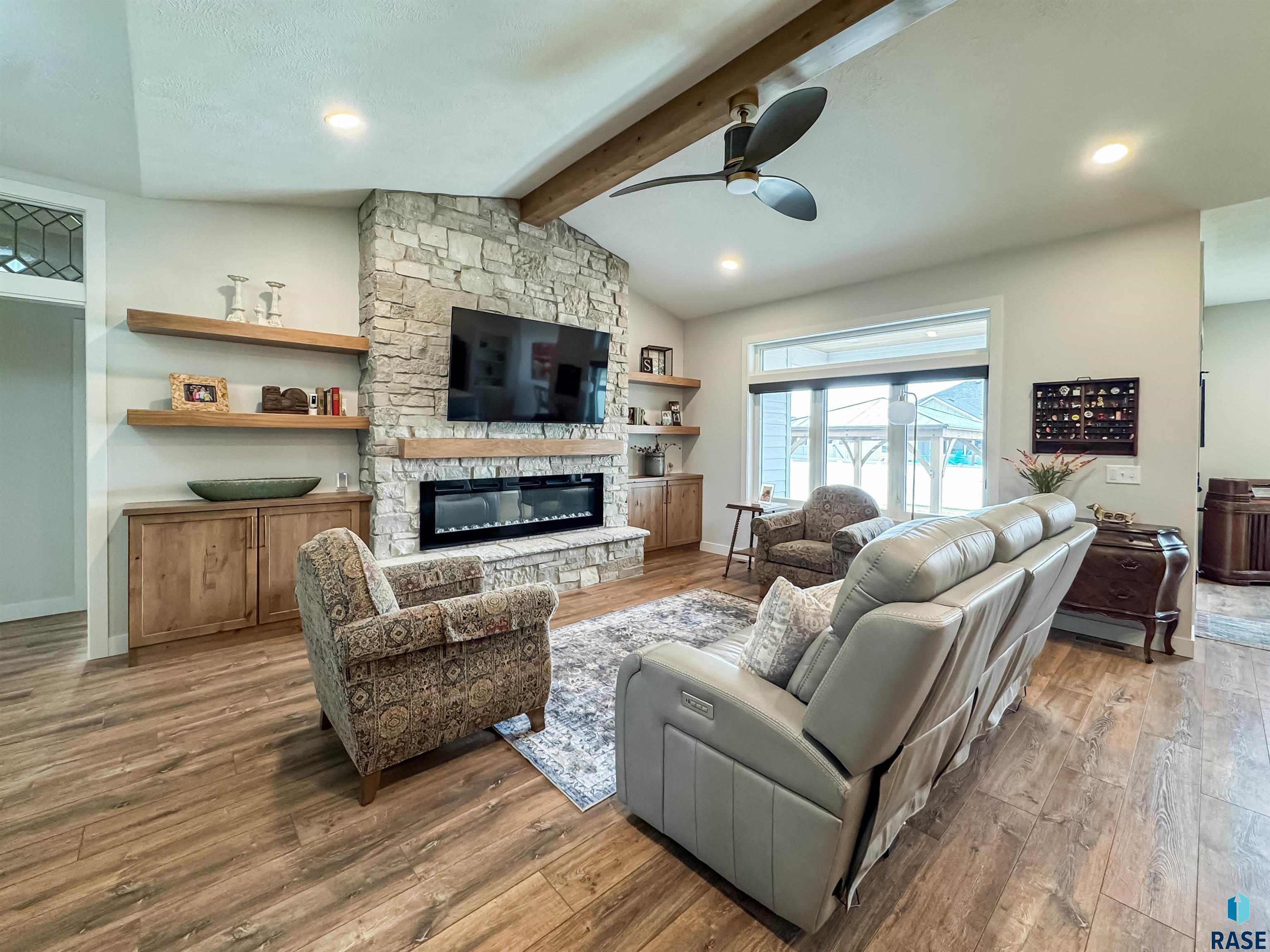 5504 E Morningside Cir Circle