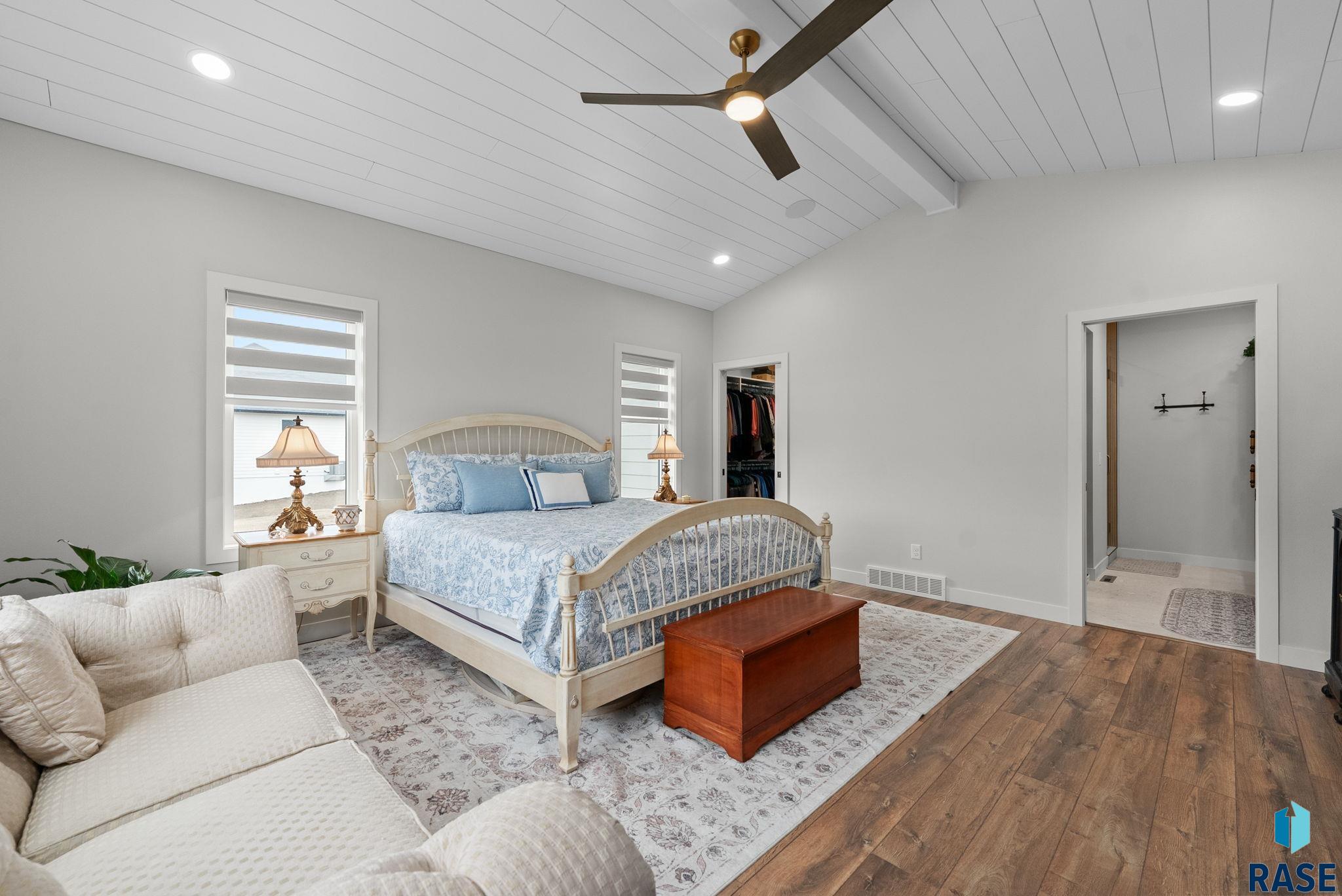 5504 E Morningside Cir Circle