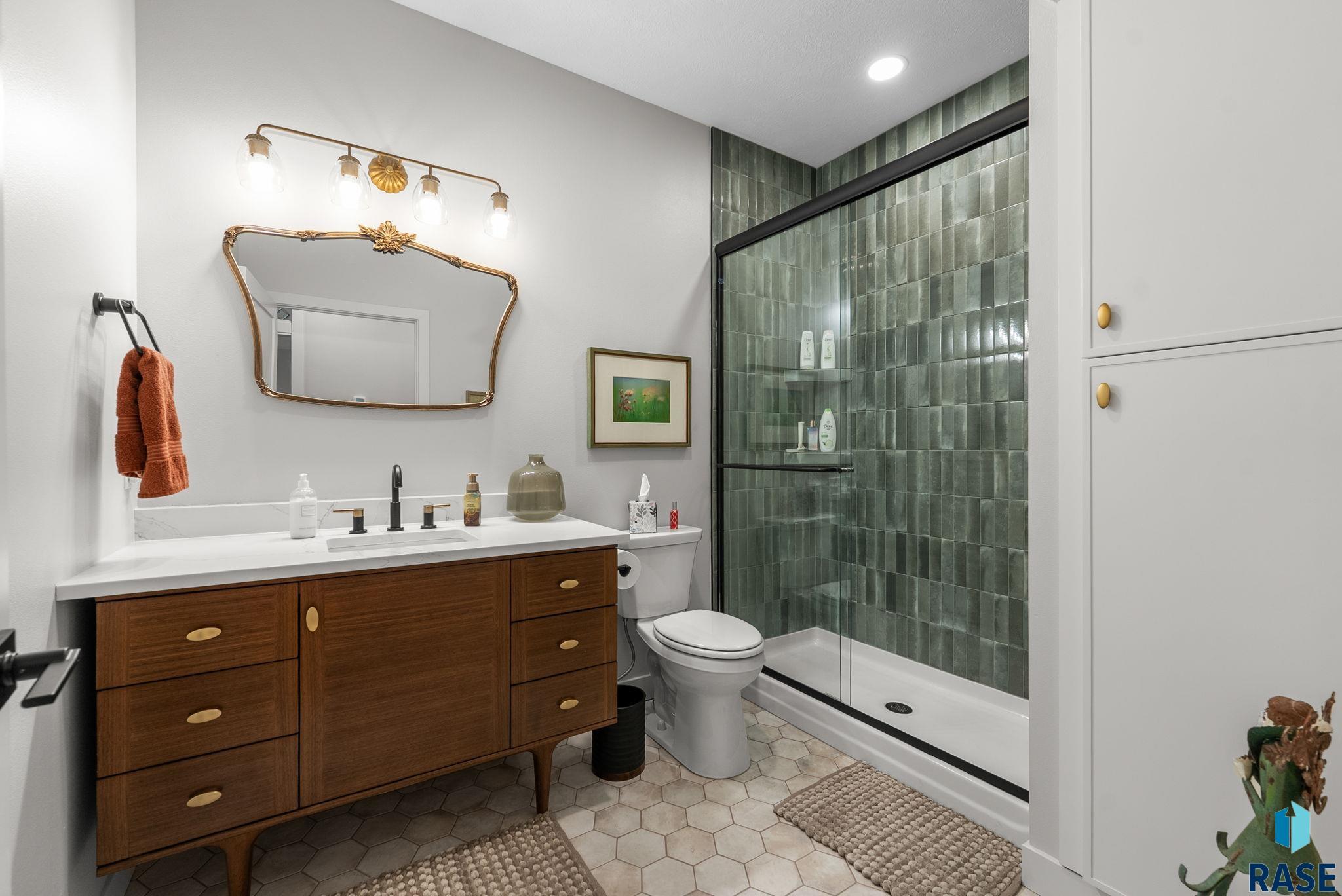 5504 E Morningside Cir Circle