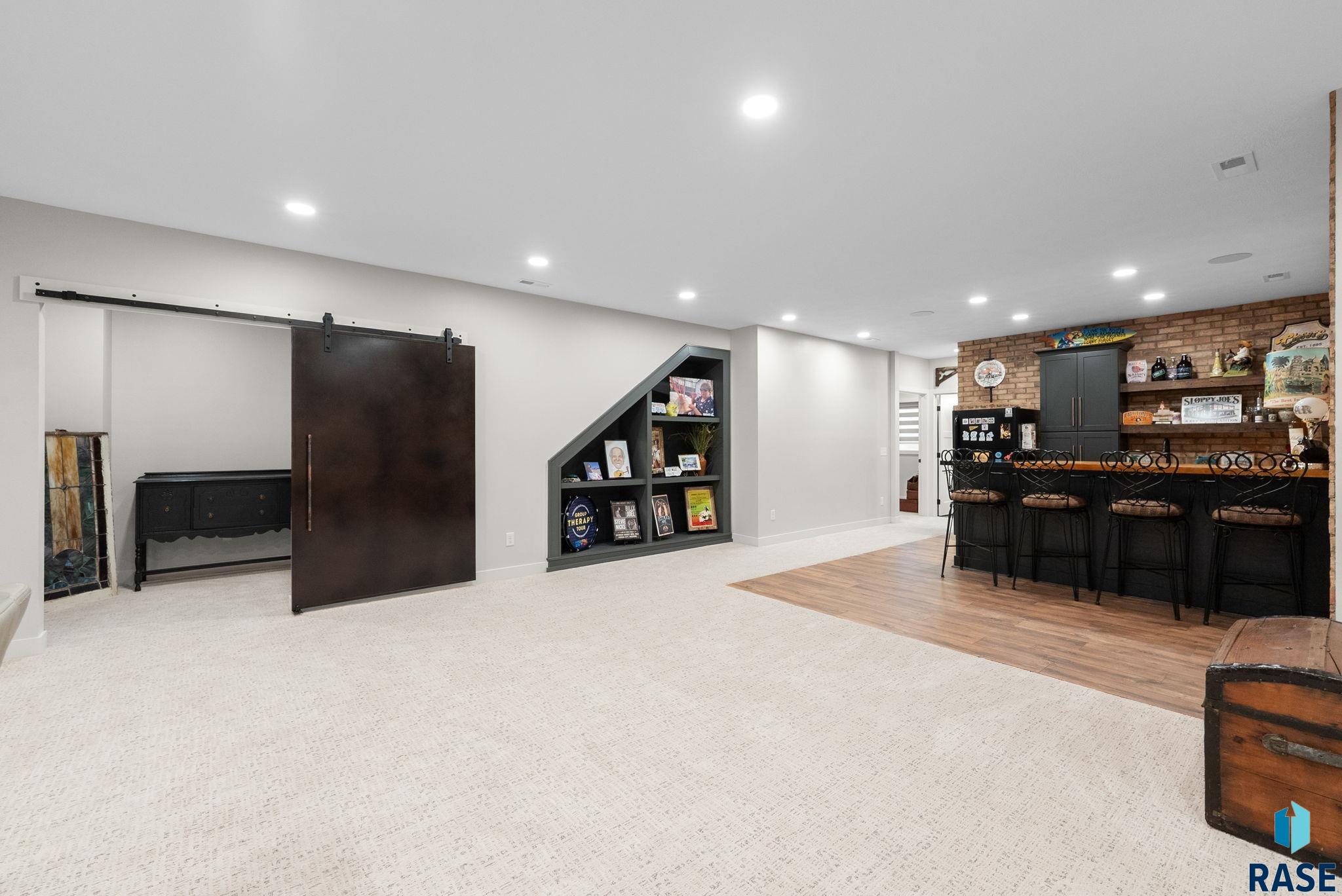 5504 E Morningside Cir Circle