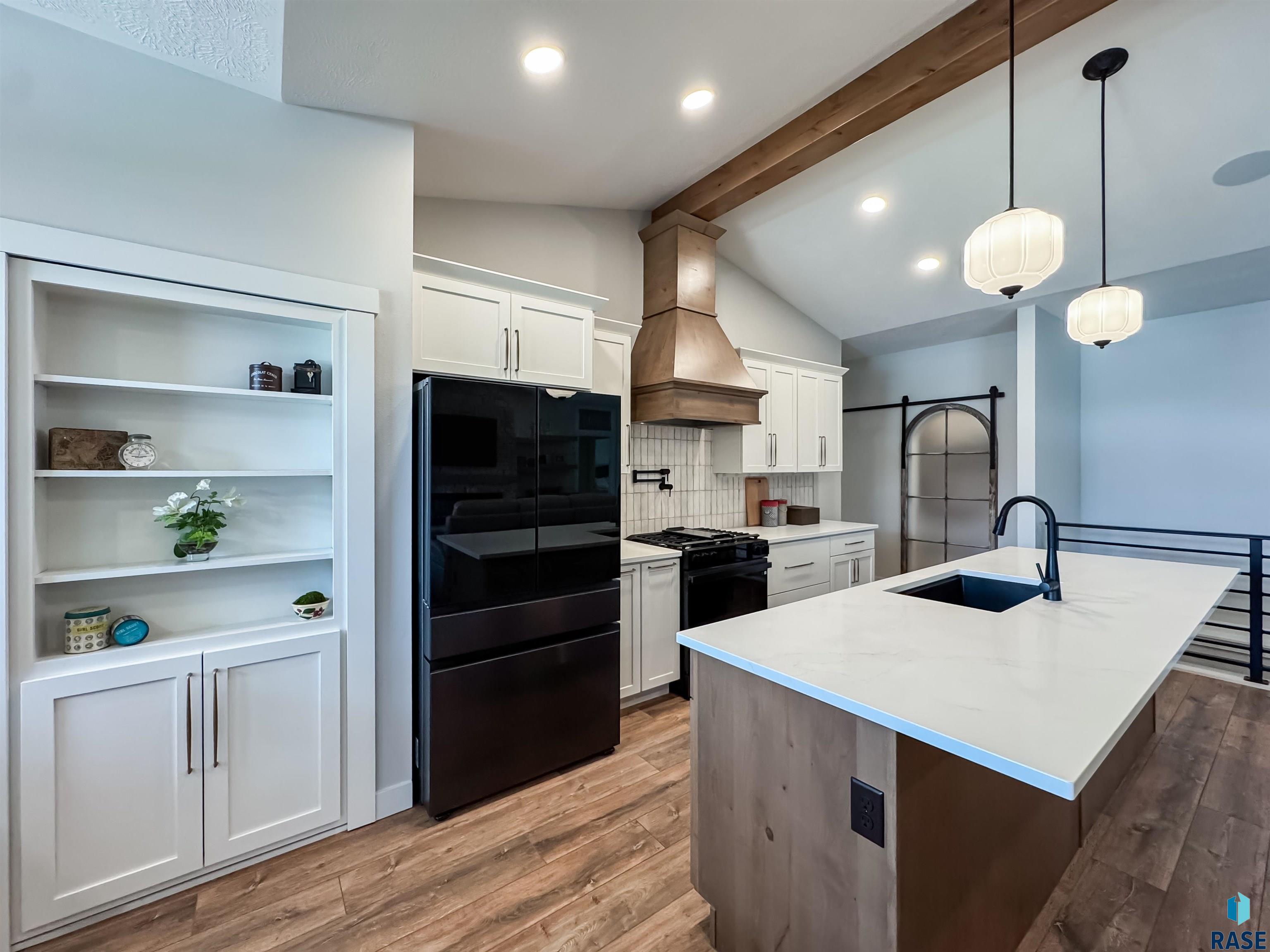 5504 E Morningside Cir Circle