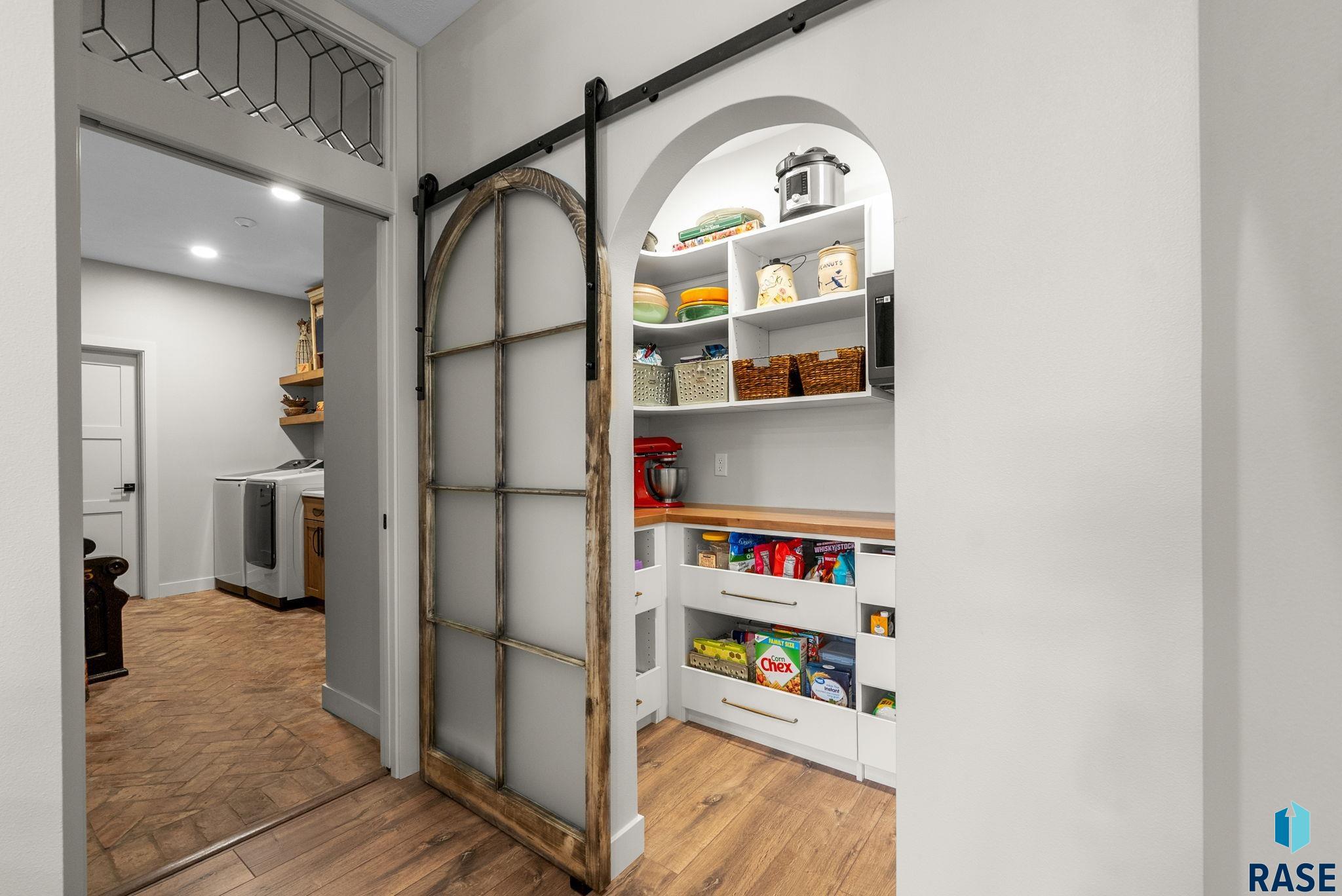 5504 E Morningside Cir Circle