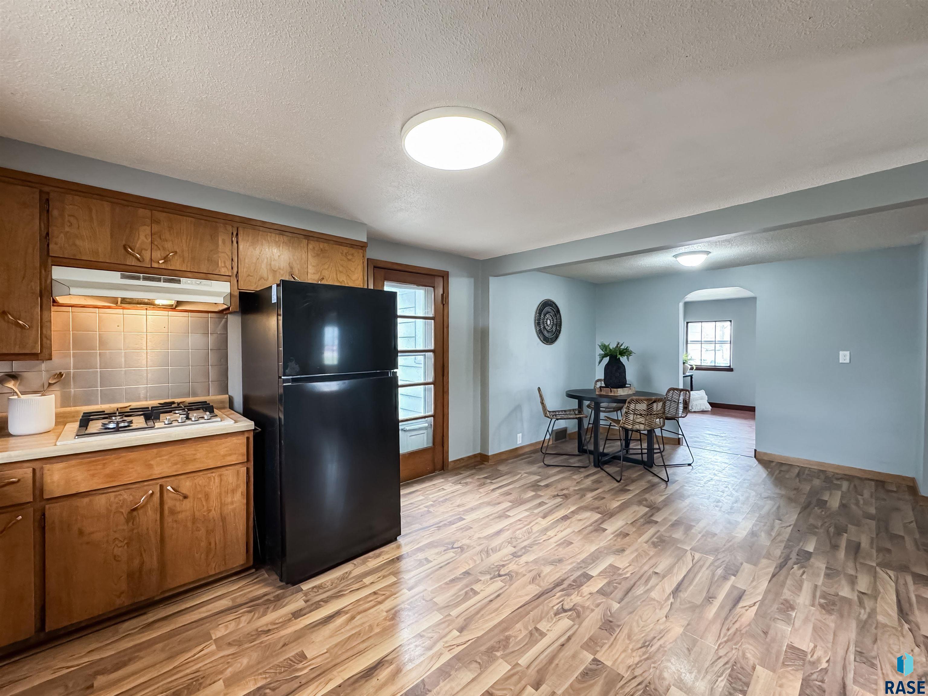 300 S 1st Ave Avenue