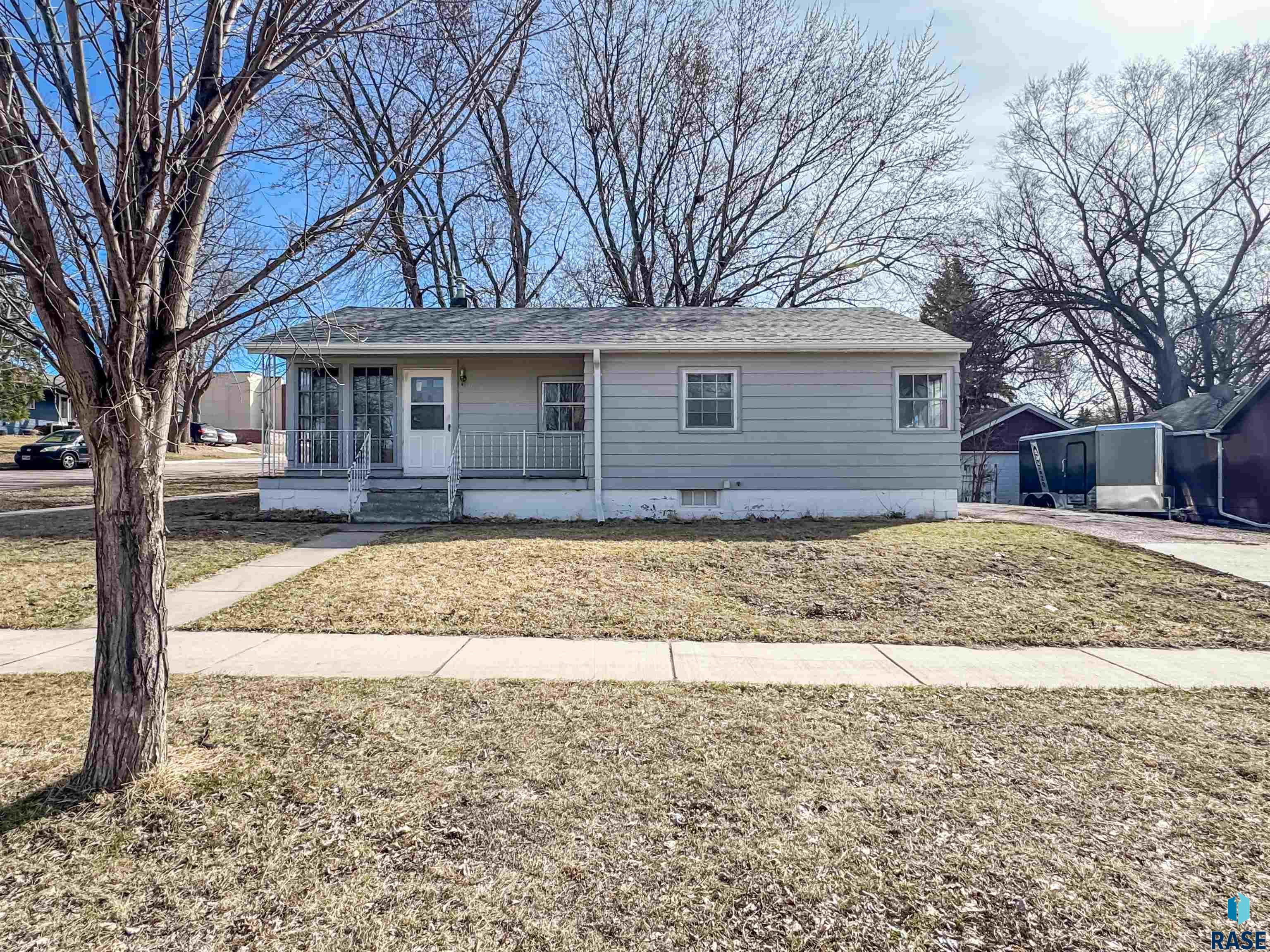 300 S 1st Ave Avenue