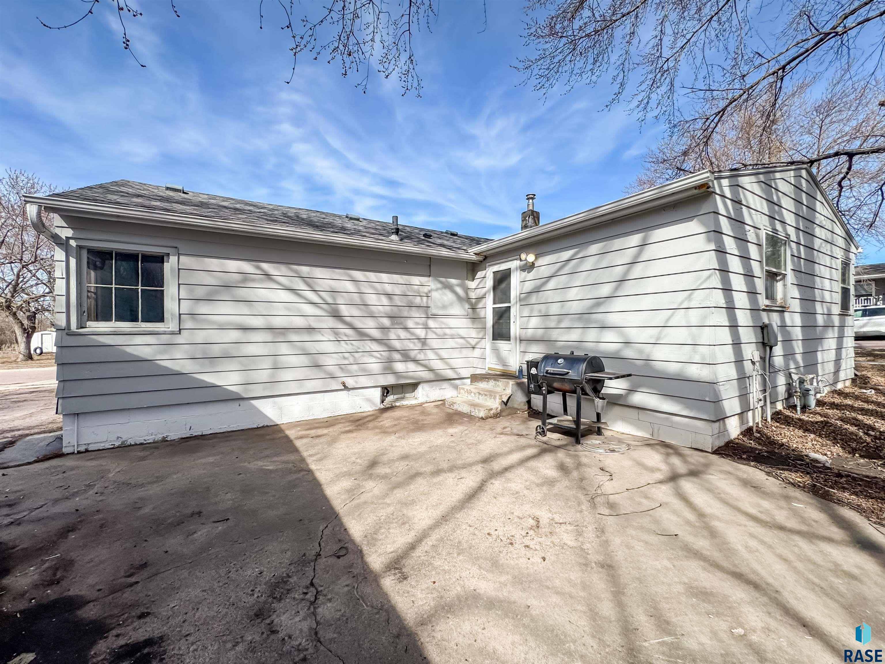 300 S 1st Ave Avenue