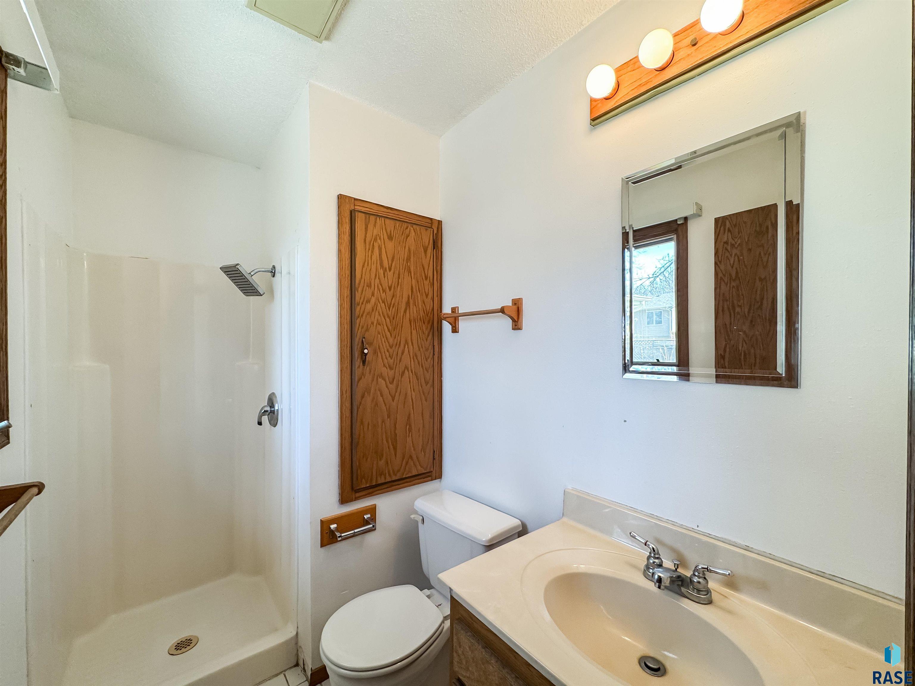 2301 S Wellington Ave Avenue