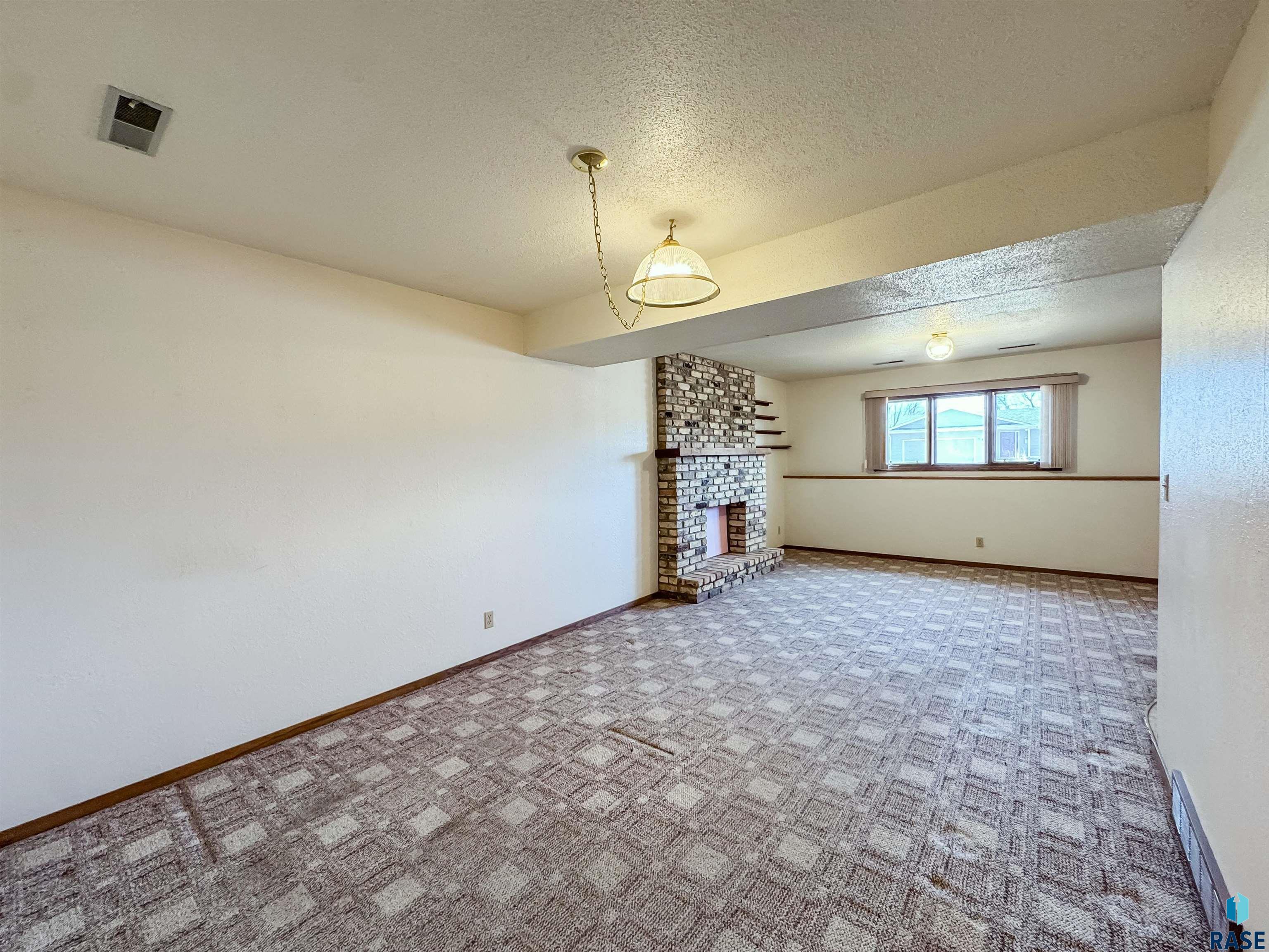 2301 S Wellington Ave Avenue