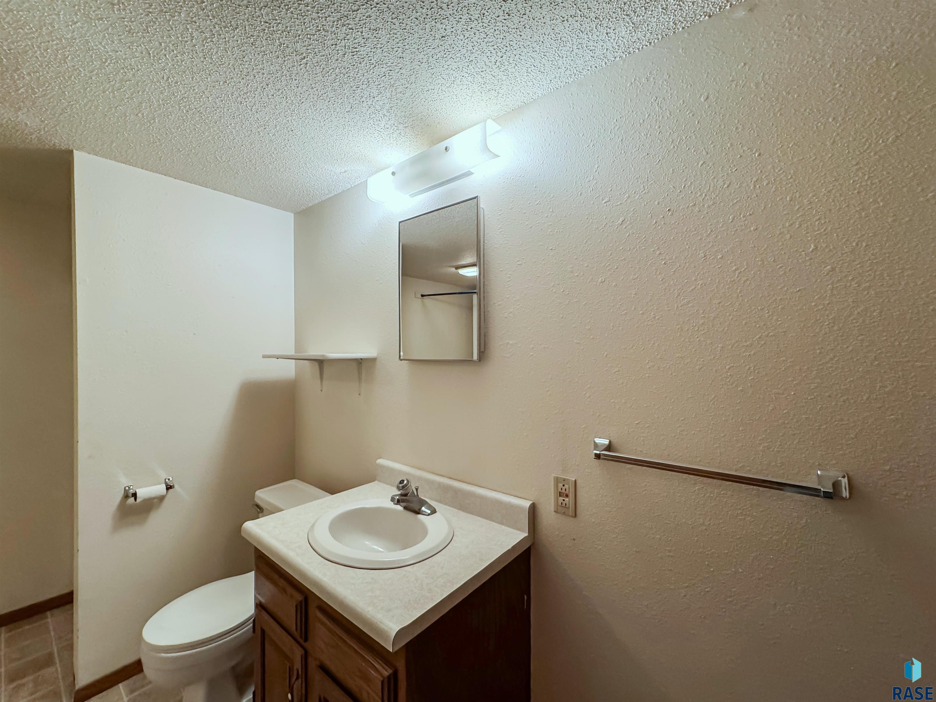 2301 S Wellington Ave Avenue