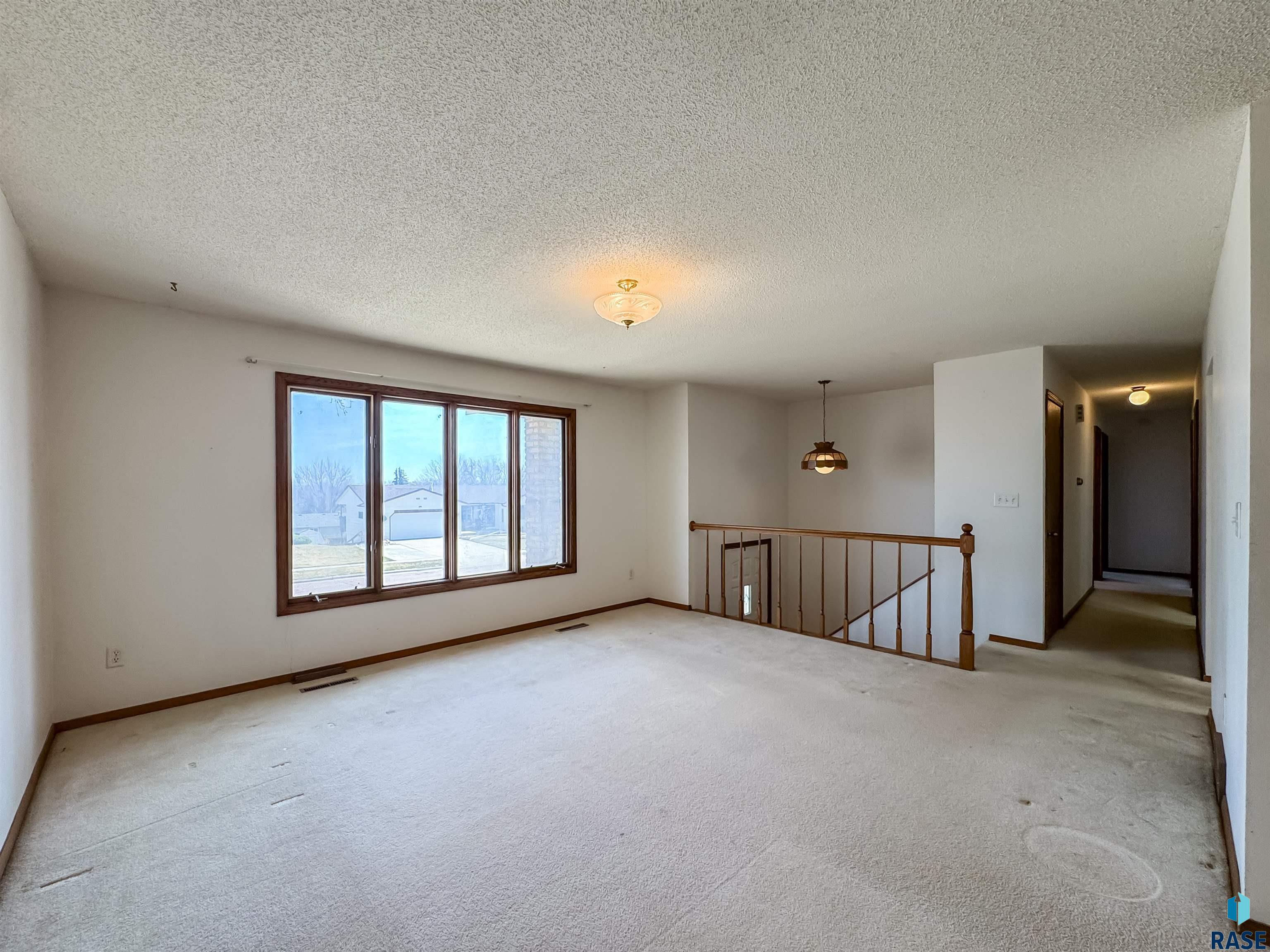 2301 S Wellington Ave Avenue