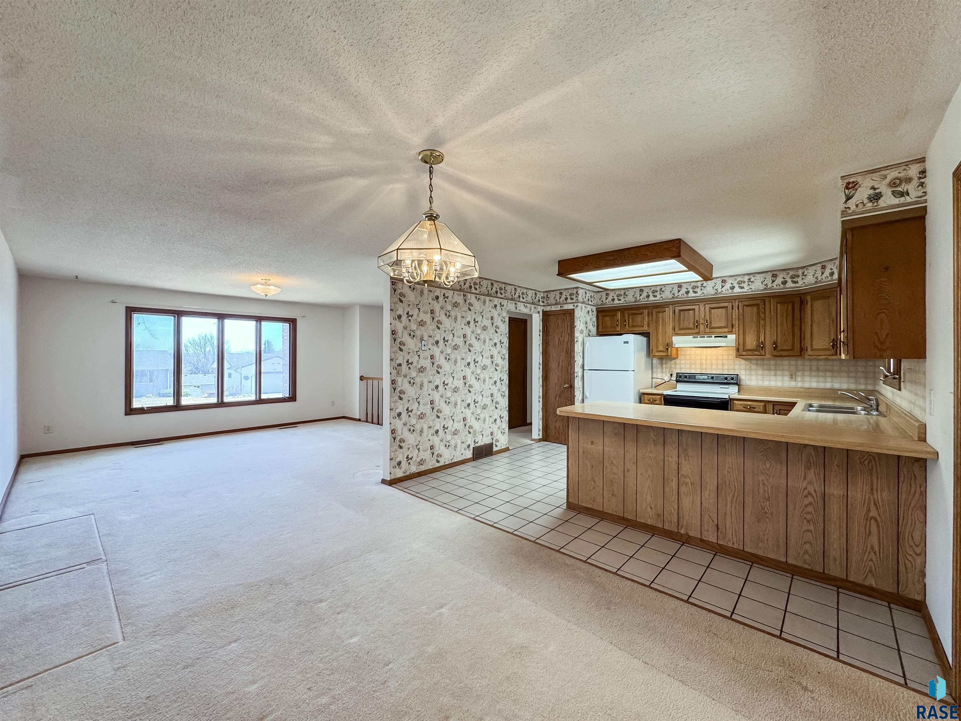 2301 S Wellington Ave Avenue