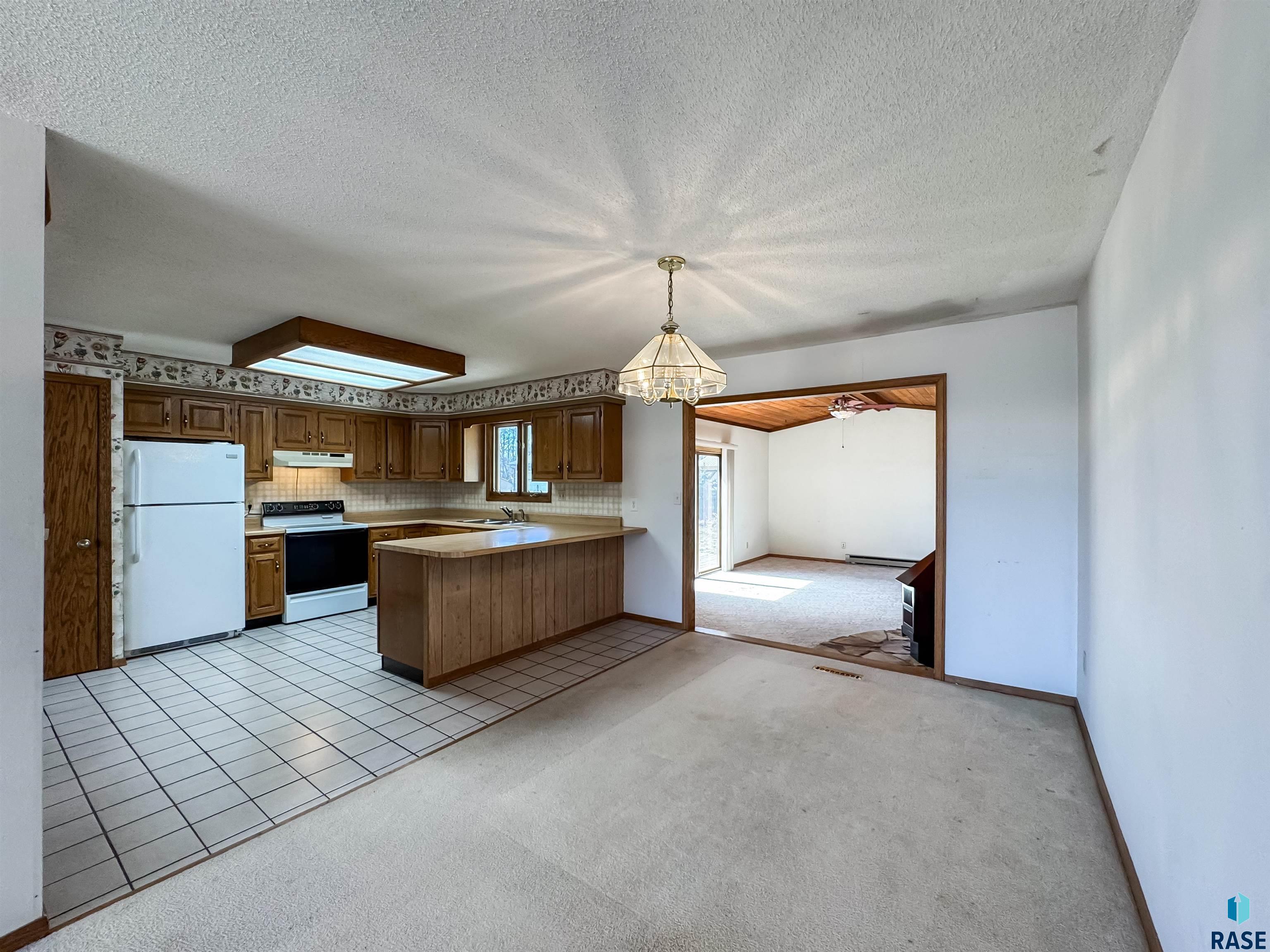 2301 S Wellington Ave Avenue