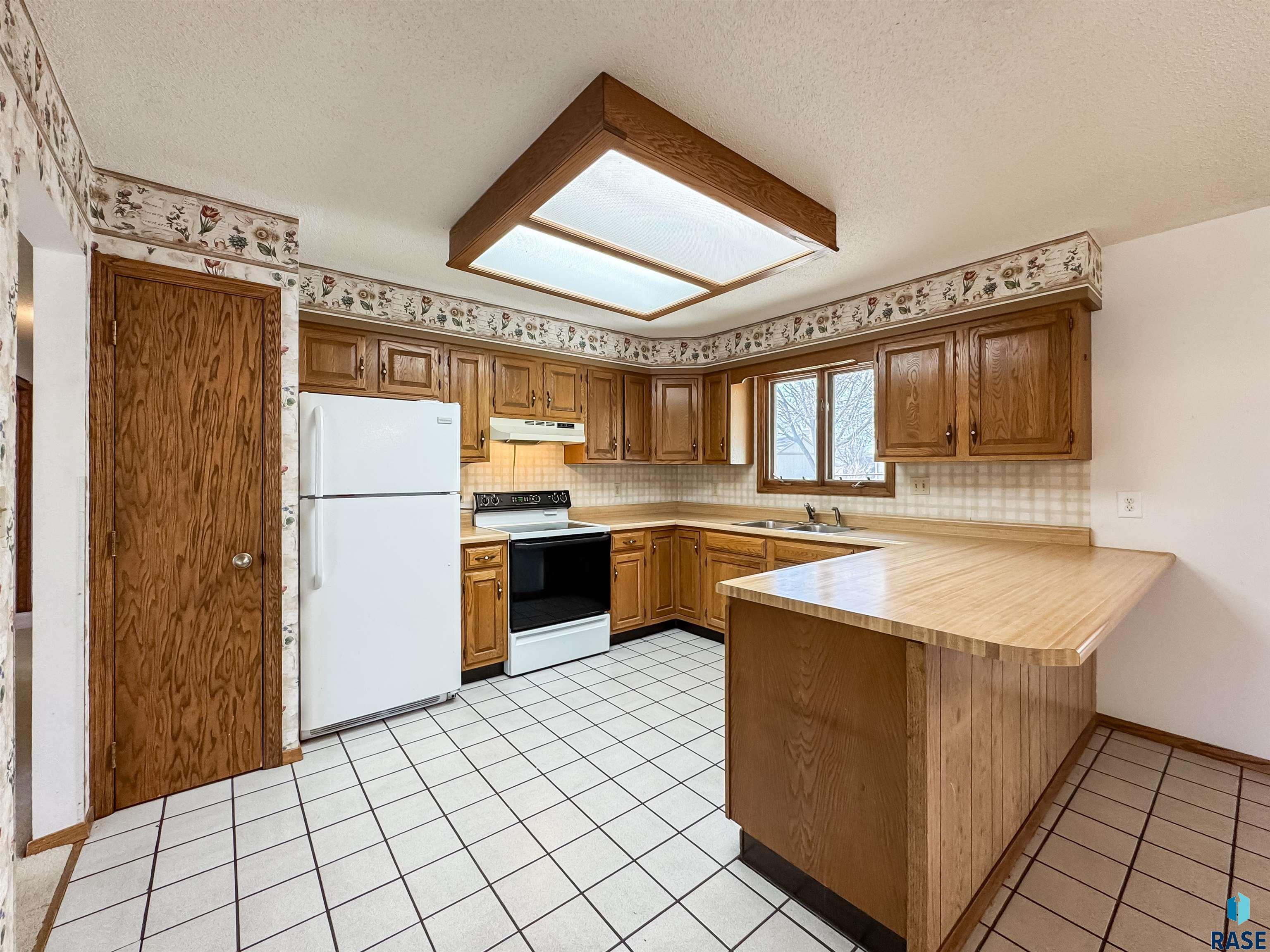 2301 S Wellington Ave Avenue