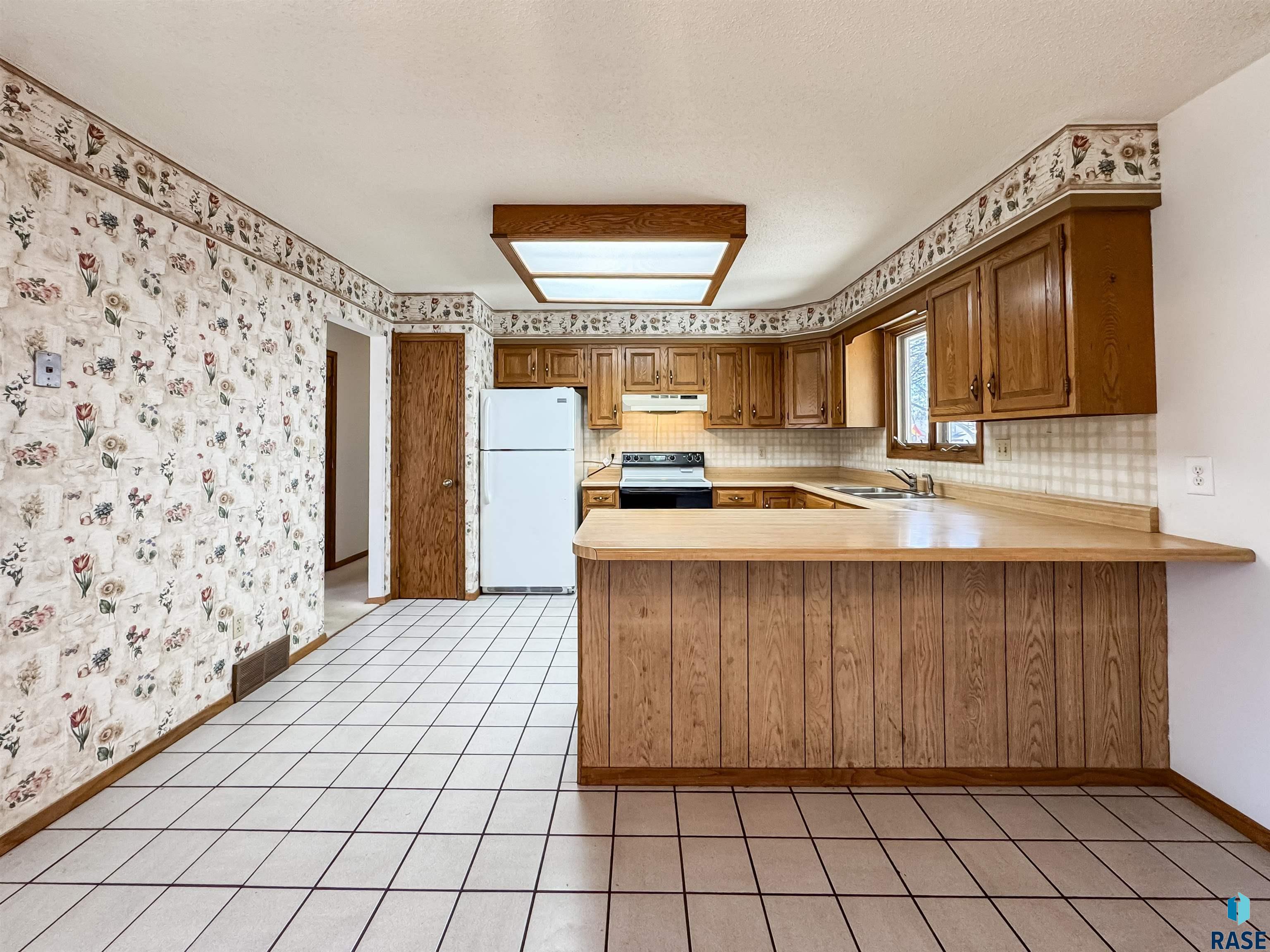 2301 S Wellington Ave Avenue