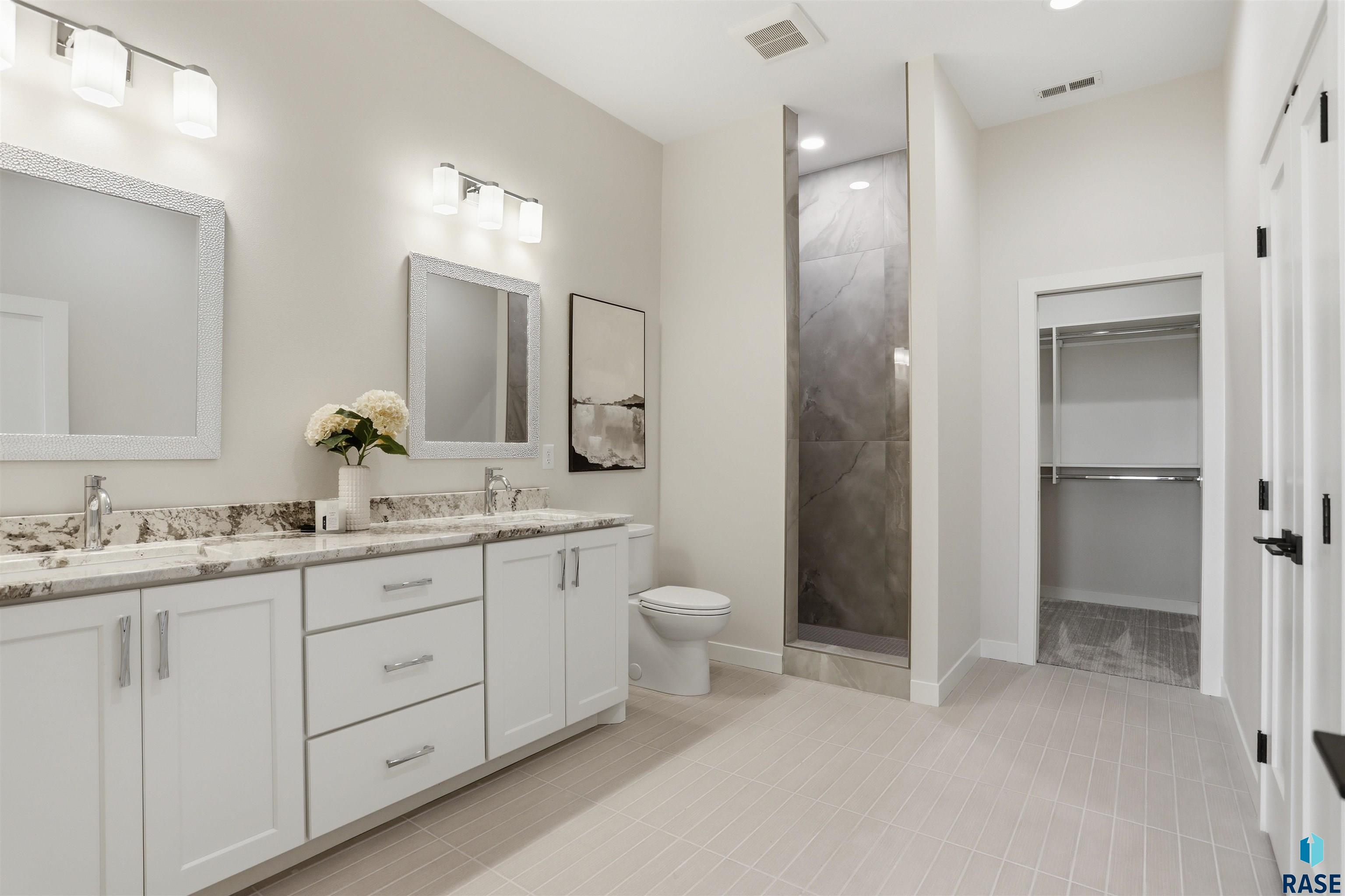 106 Bryggen Pl, Sioux Falls