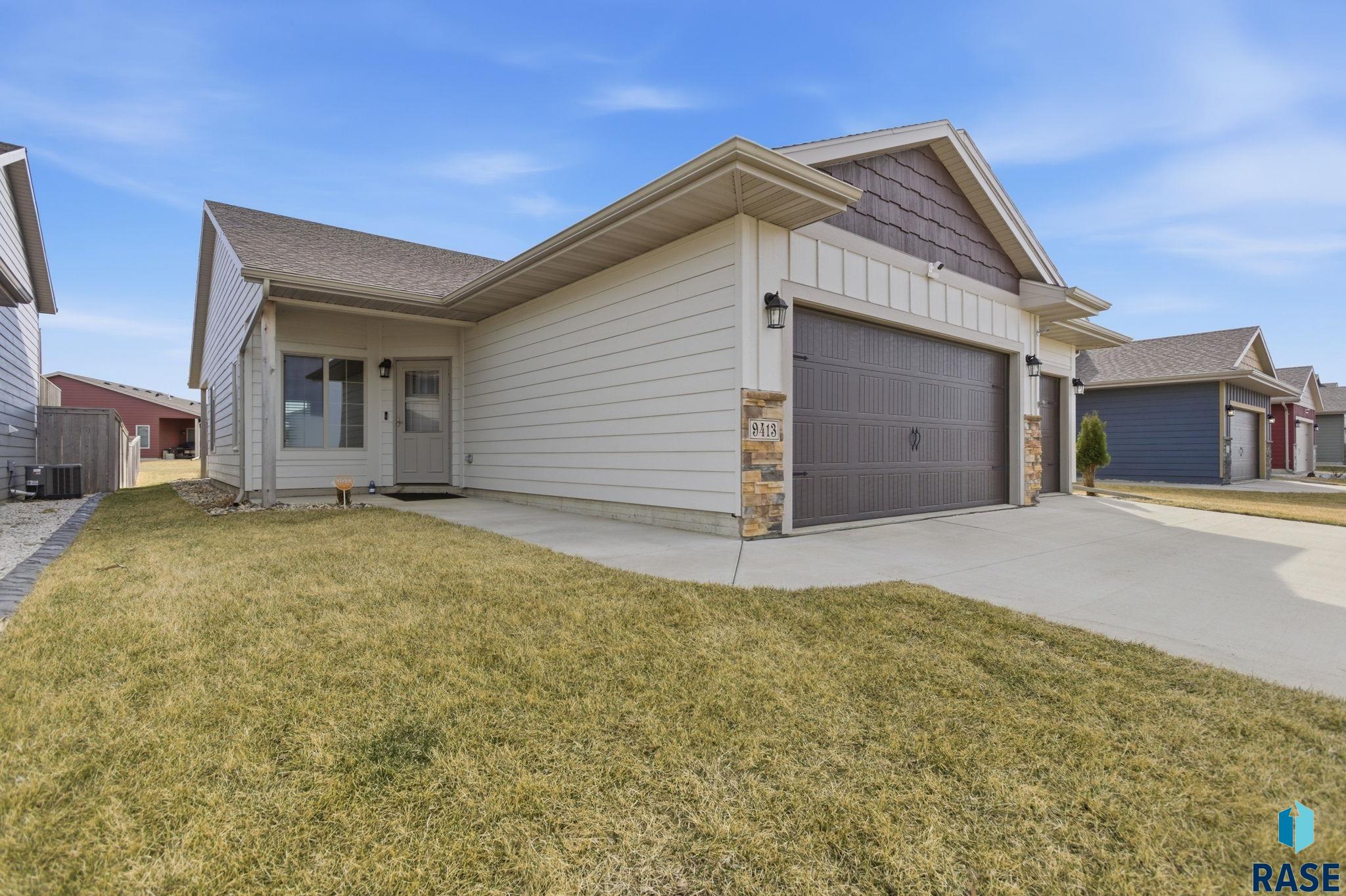 9413 Liam St, Sioux Falls