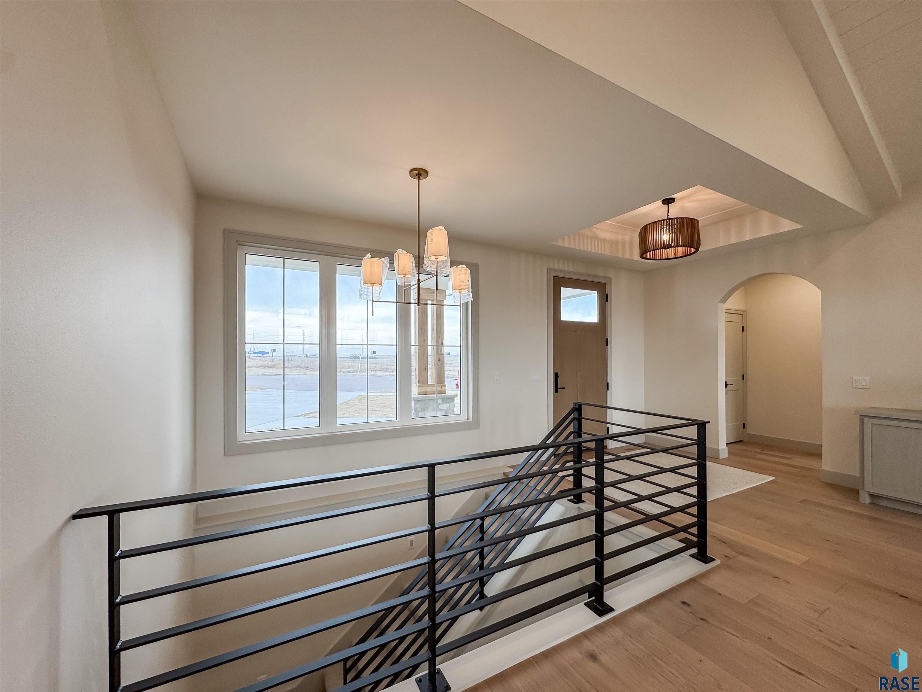 705 N Sapphire Cir Circle