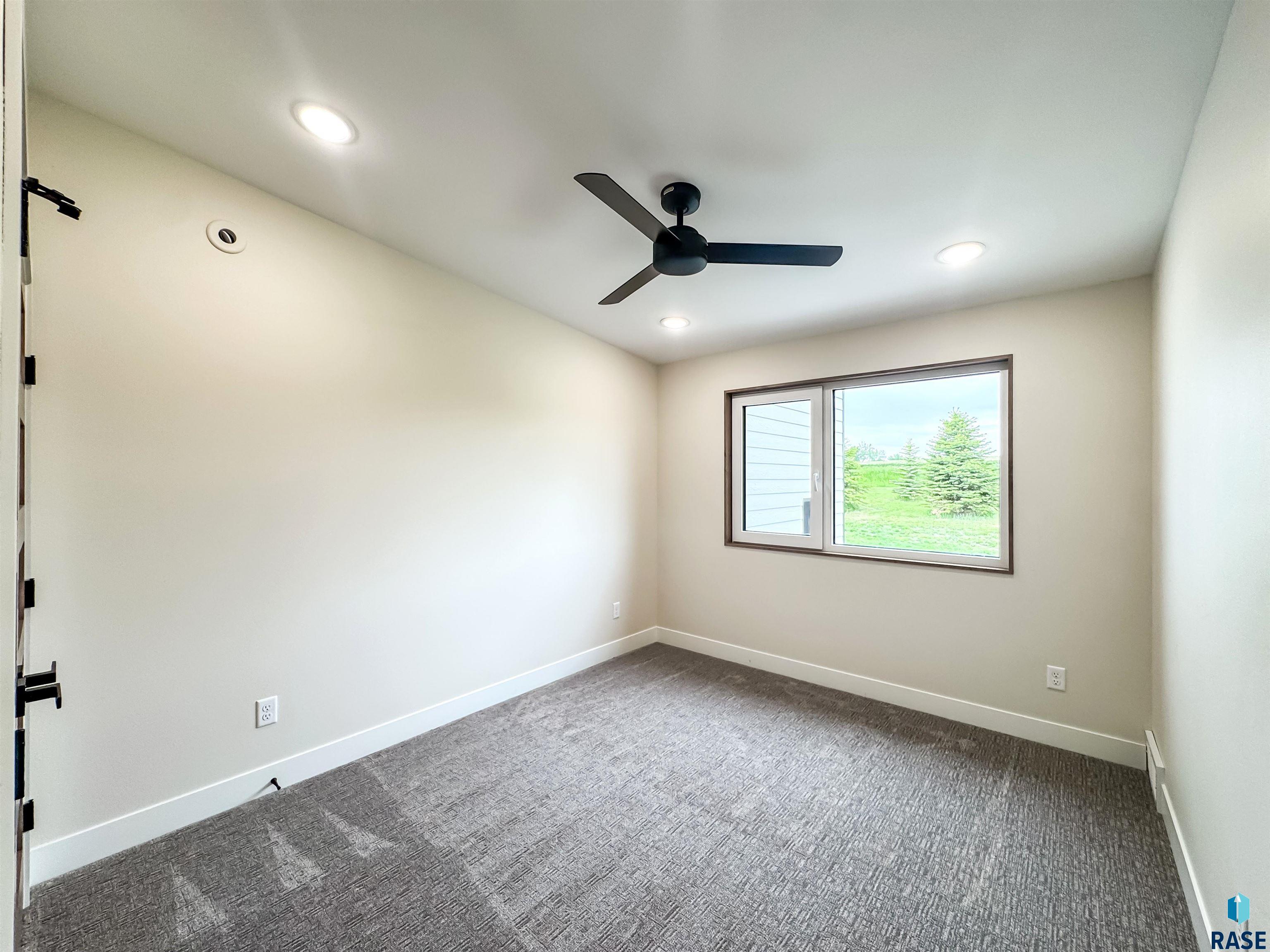 48503 256th St Street