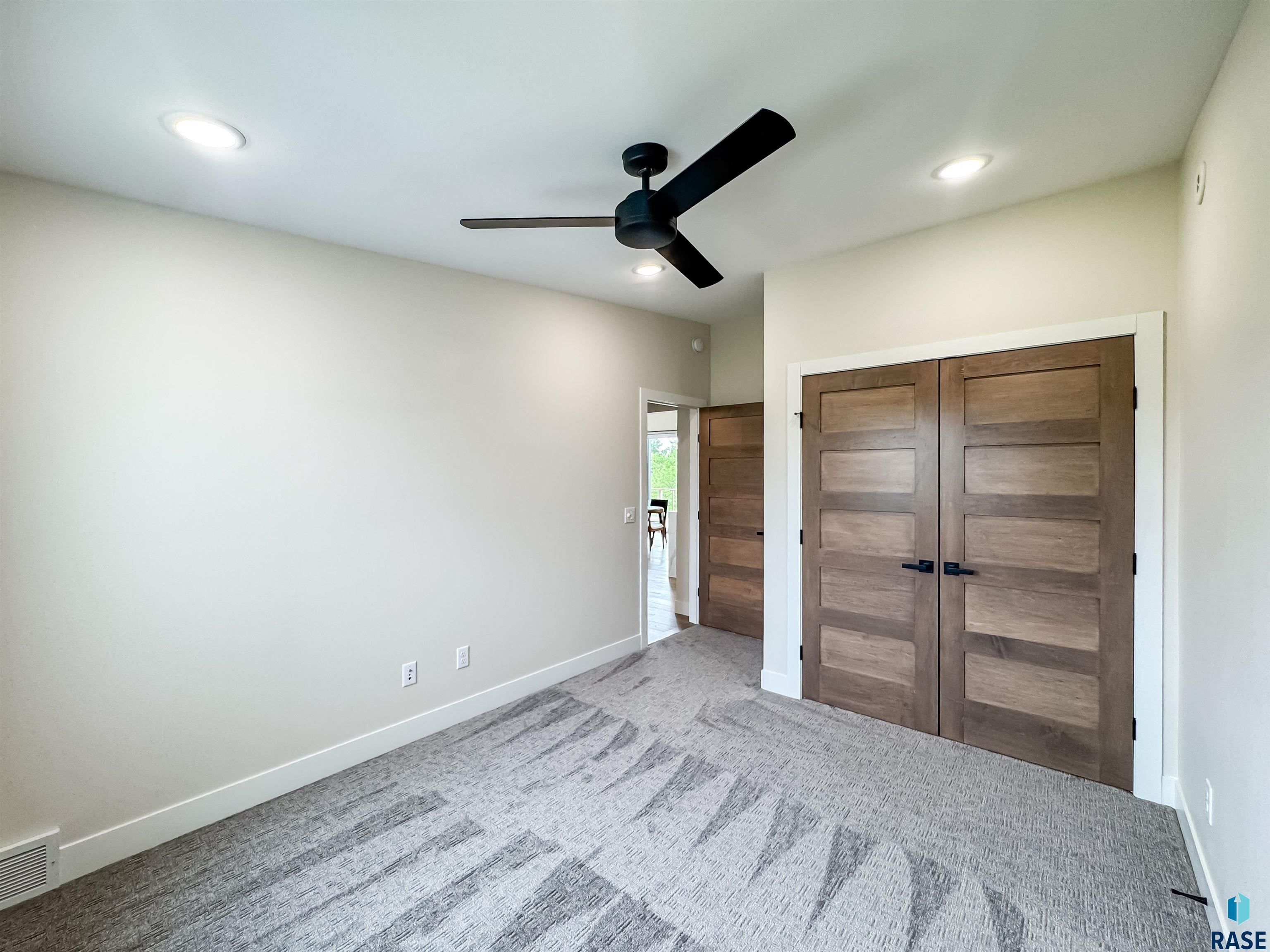 48503 256th St Street