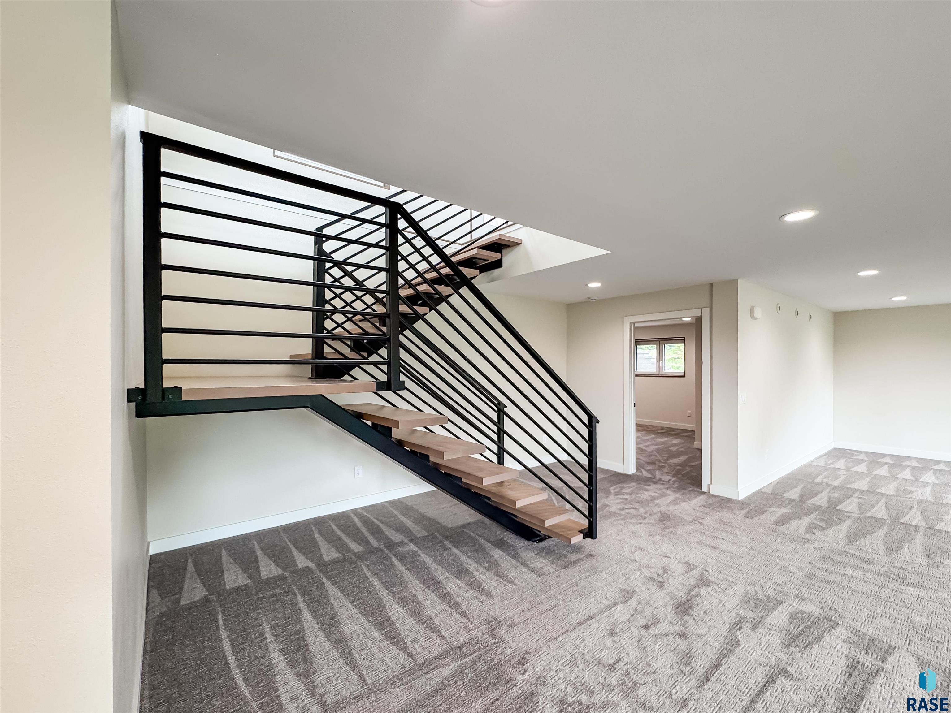 48503 256th St Street