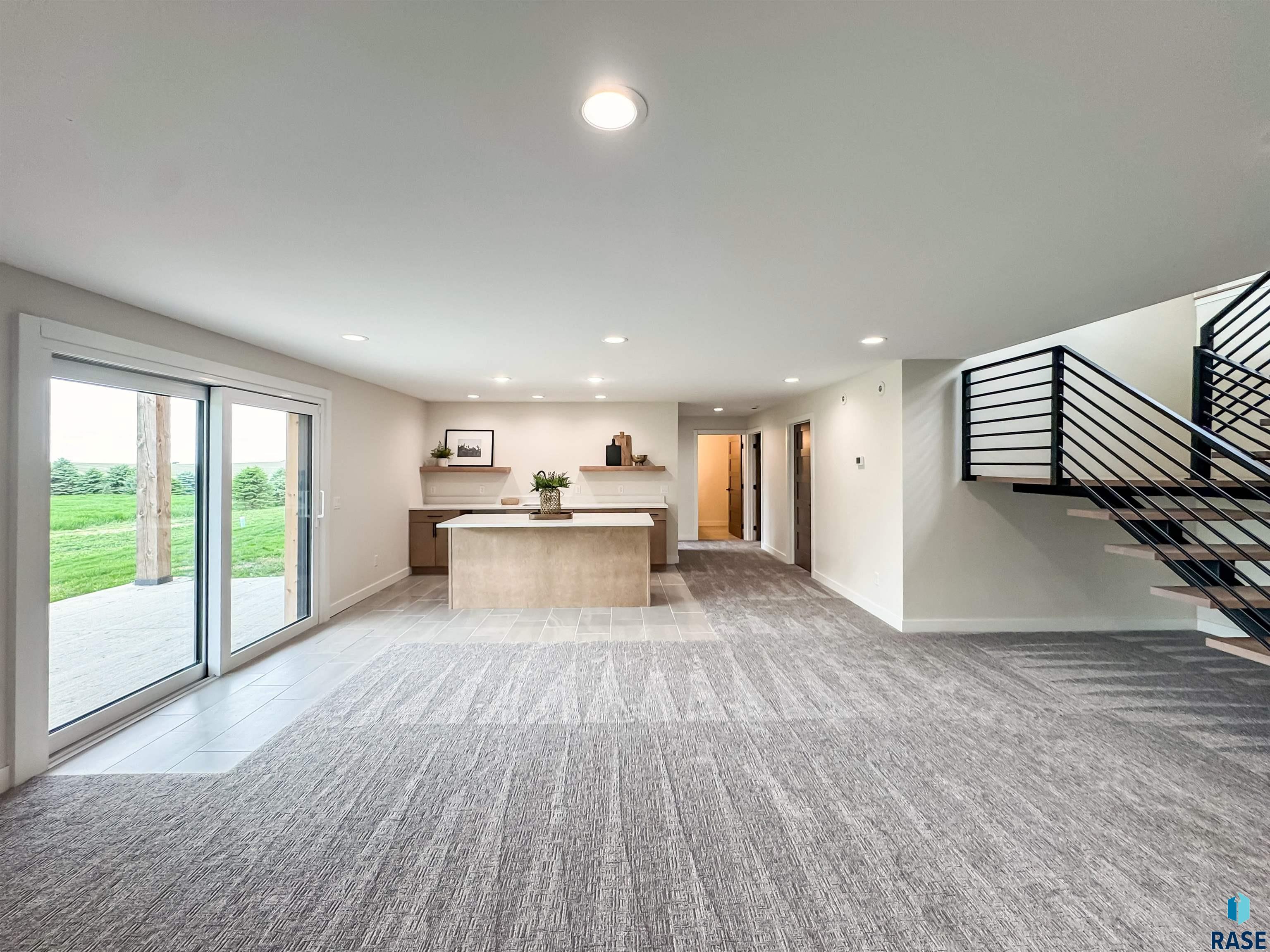 48503 256th St Street