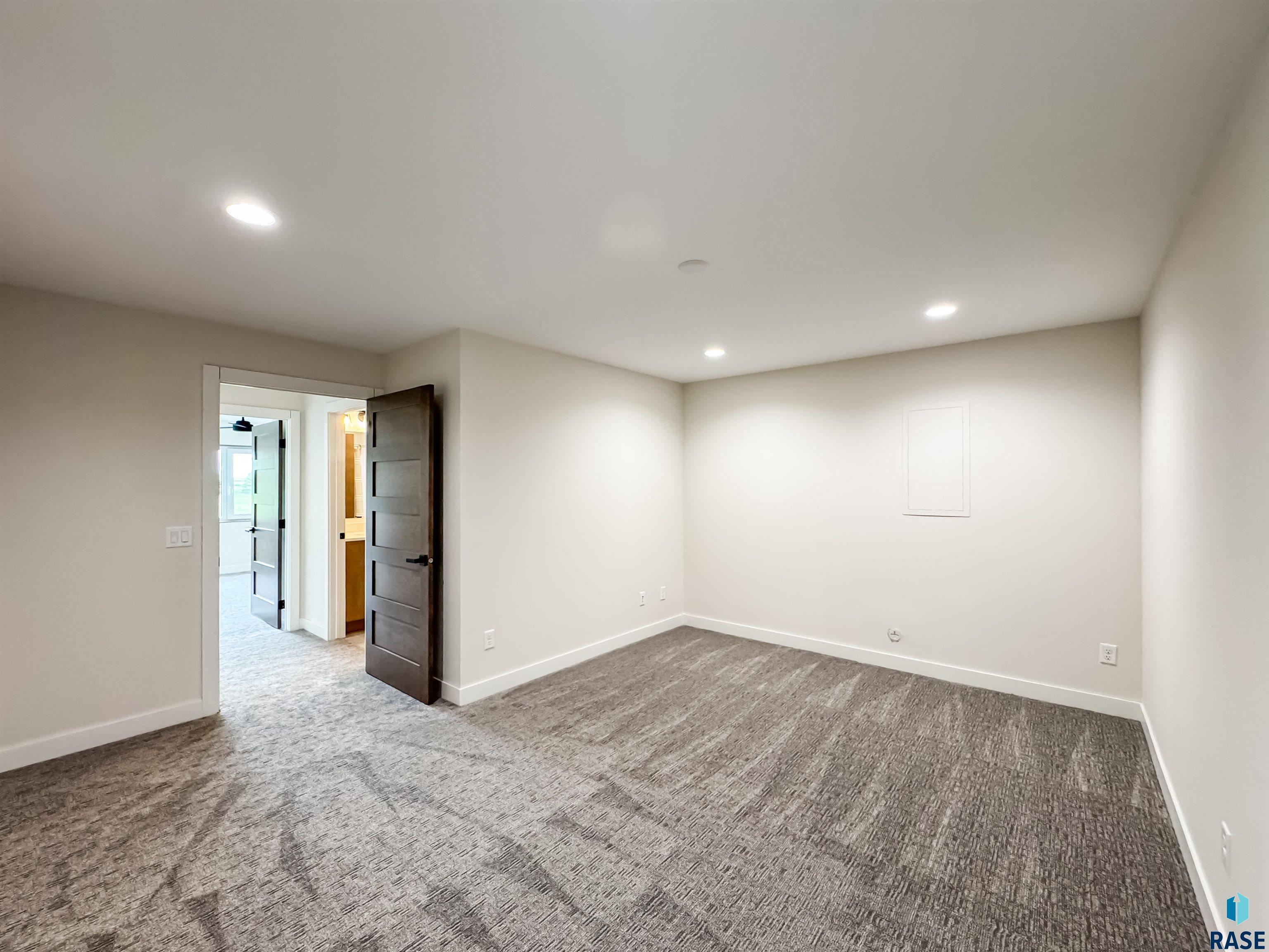 48503 256th St Street