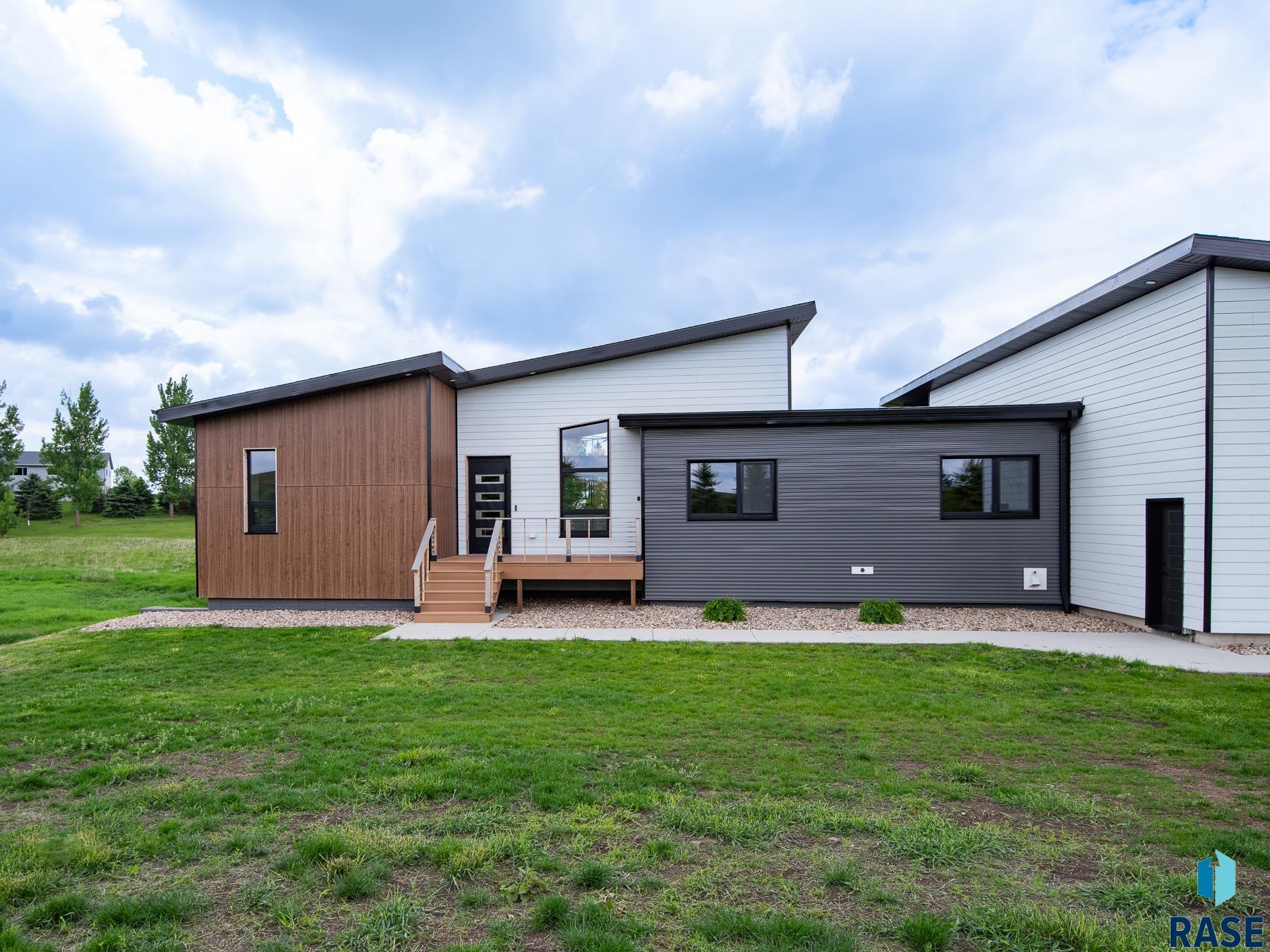 48503 256th St Street