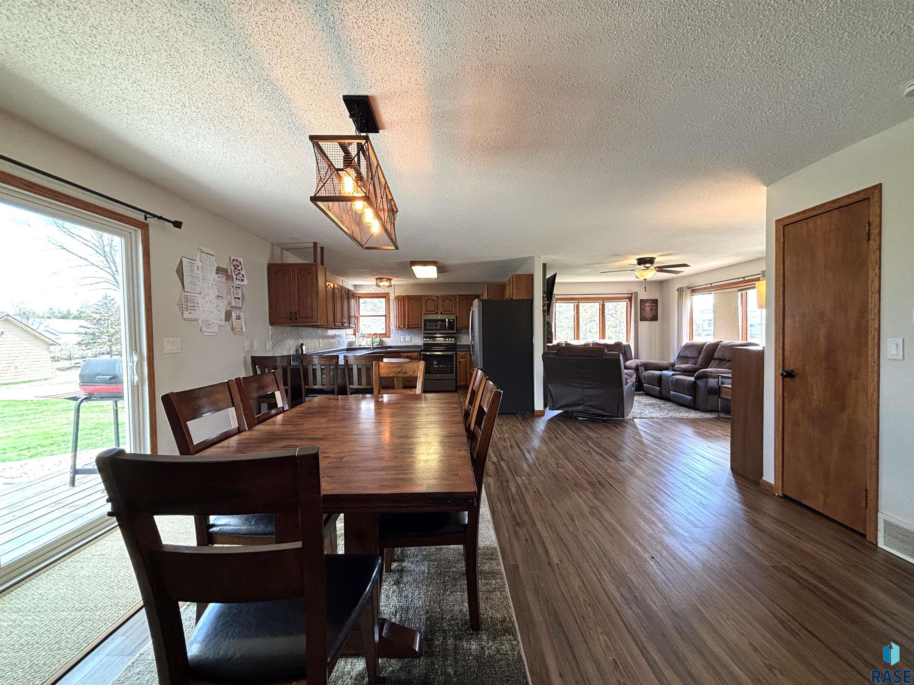 306 N Catalpa St Street